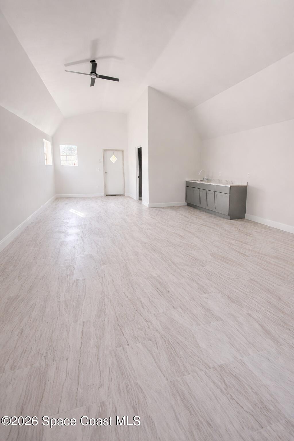 410 Di Lido Street NE