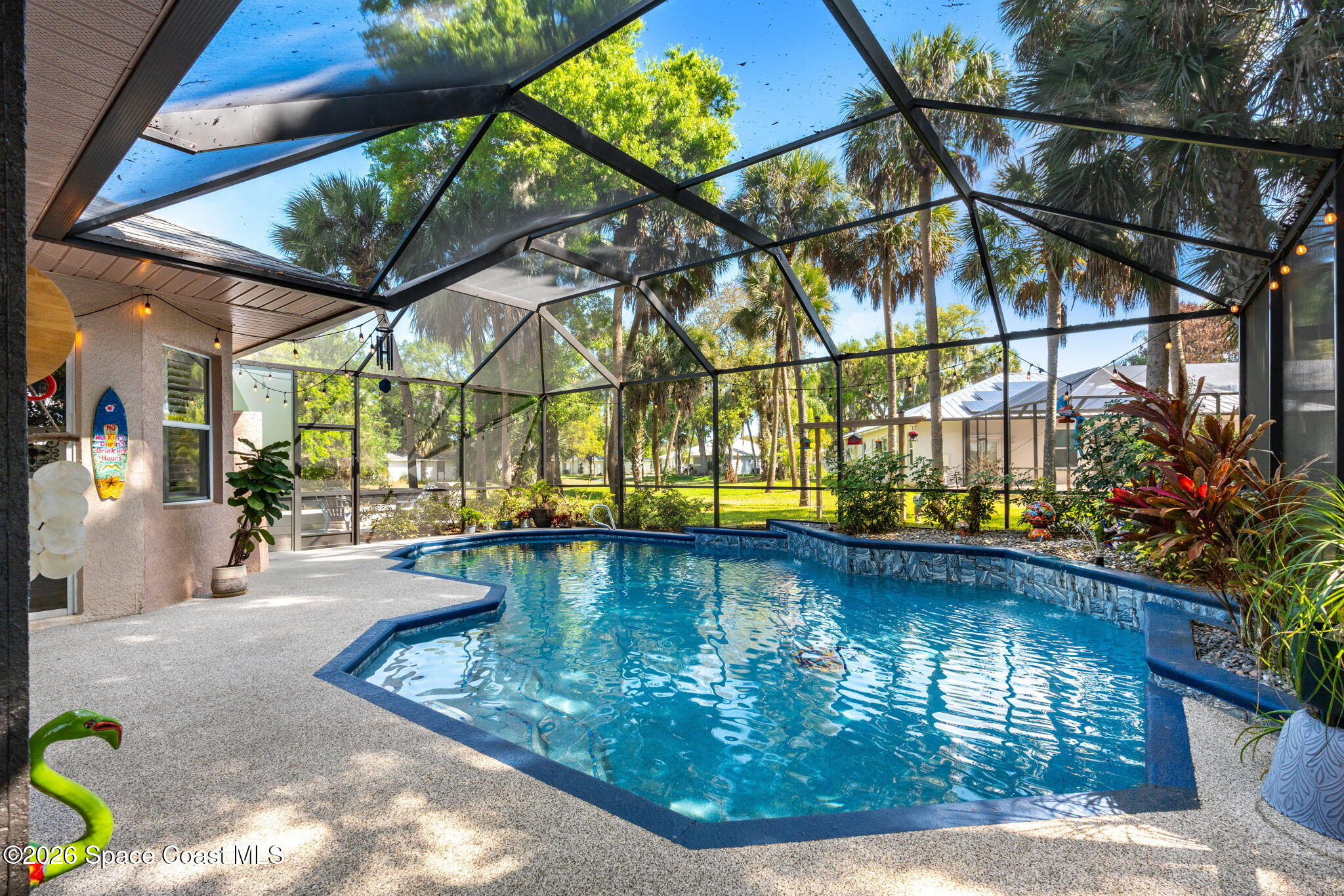 1099 Meadowbrook Road NE