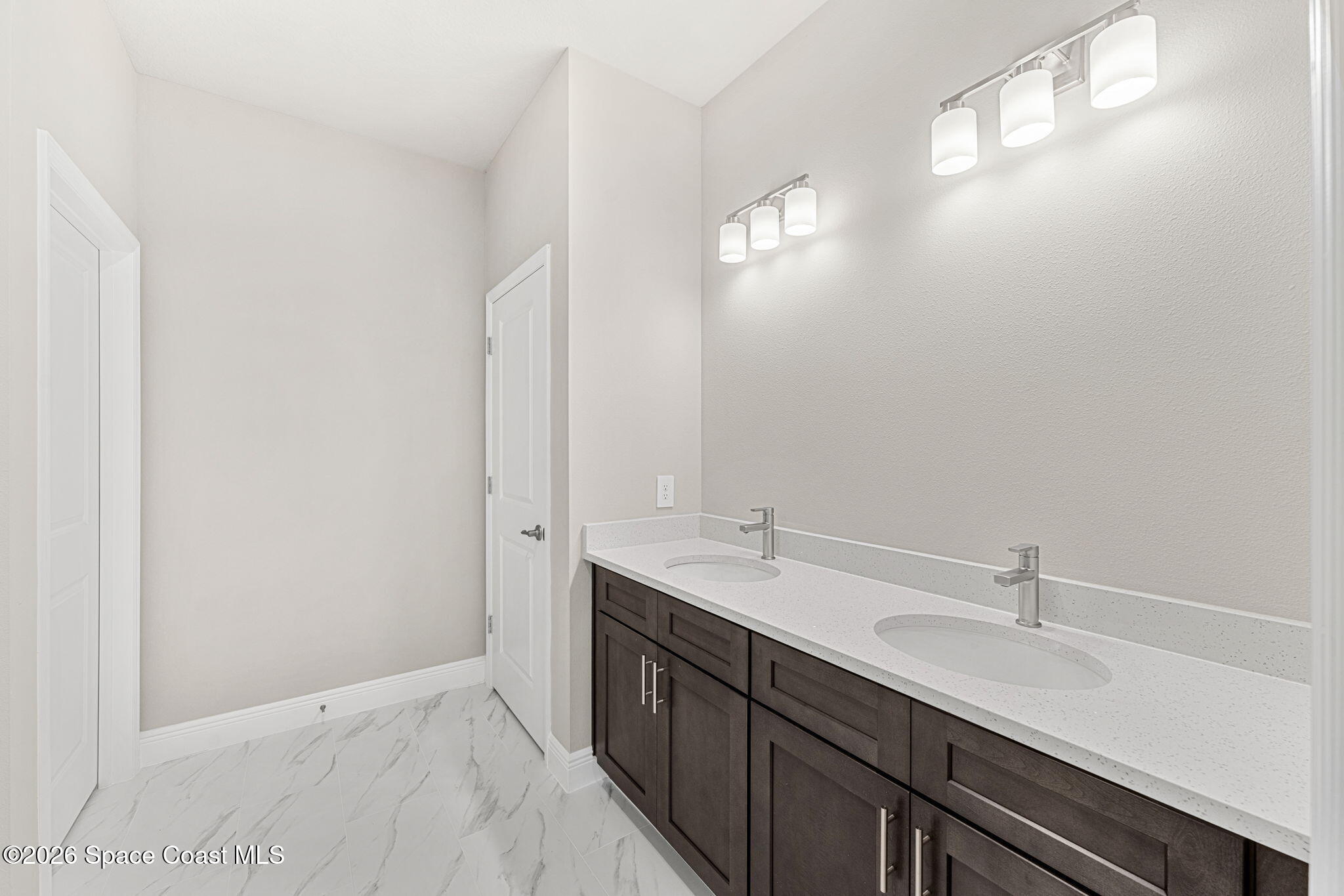 1338 Sahara Street SE