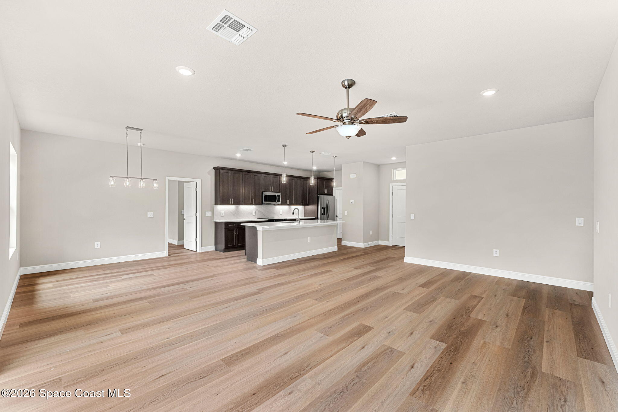 1338 Sahara Street SE