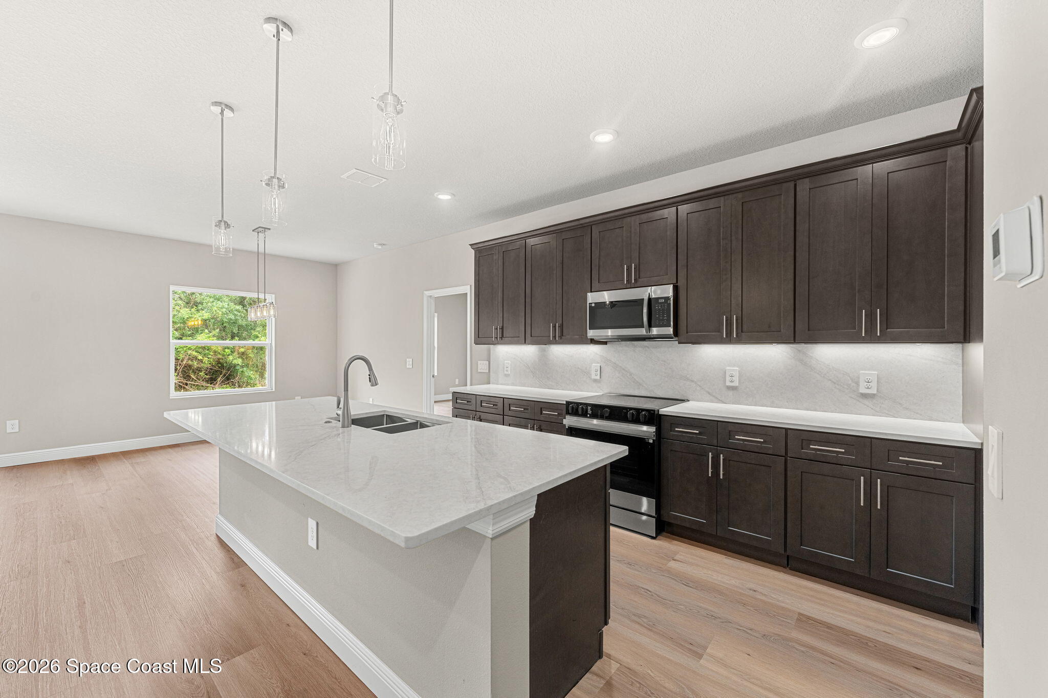 1338 Sahara Street SE