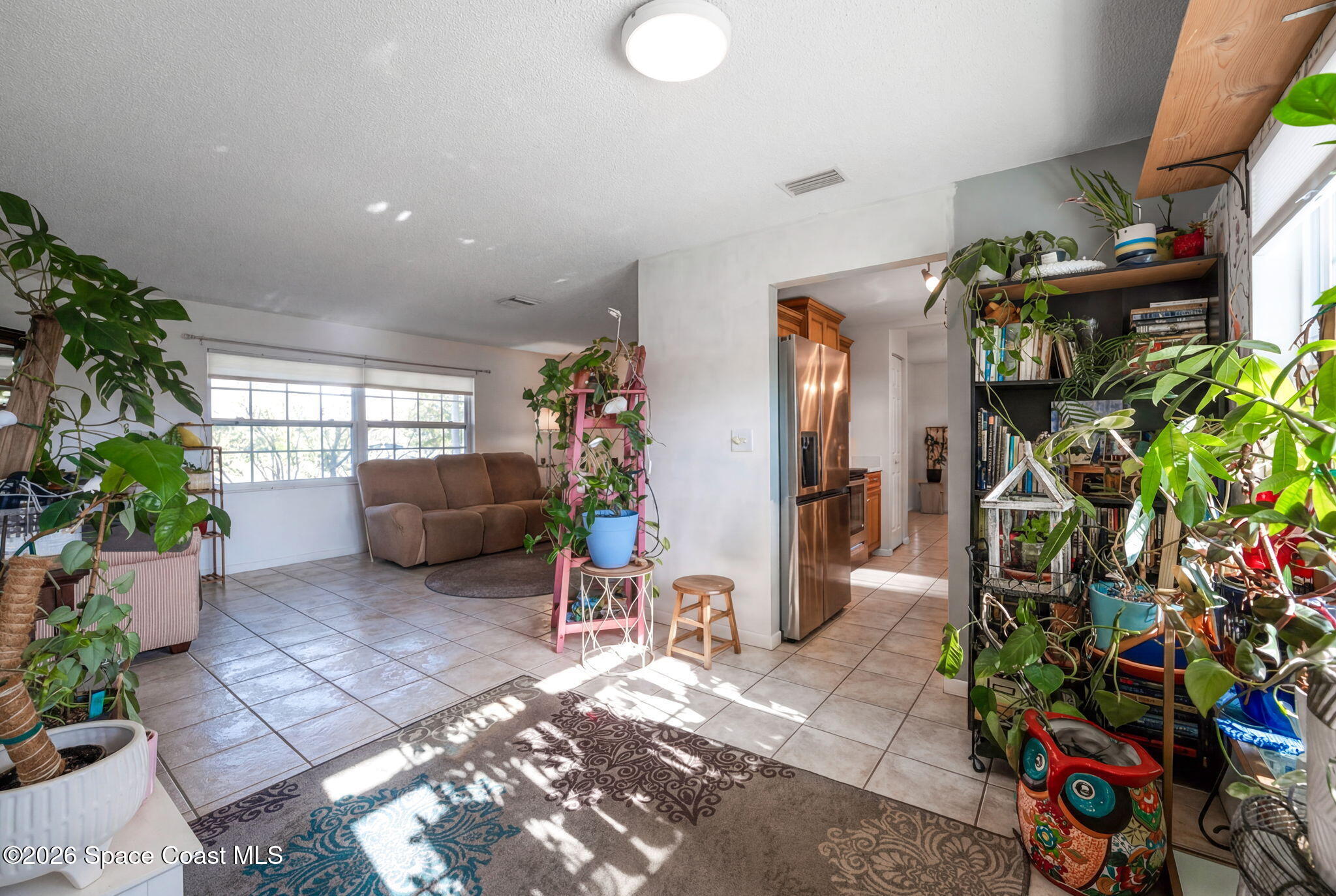 2047 Barracuda Avenue