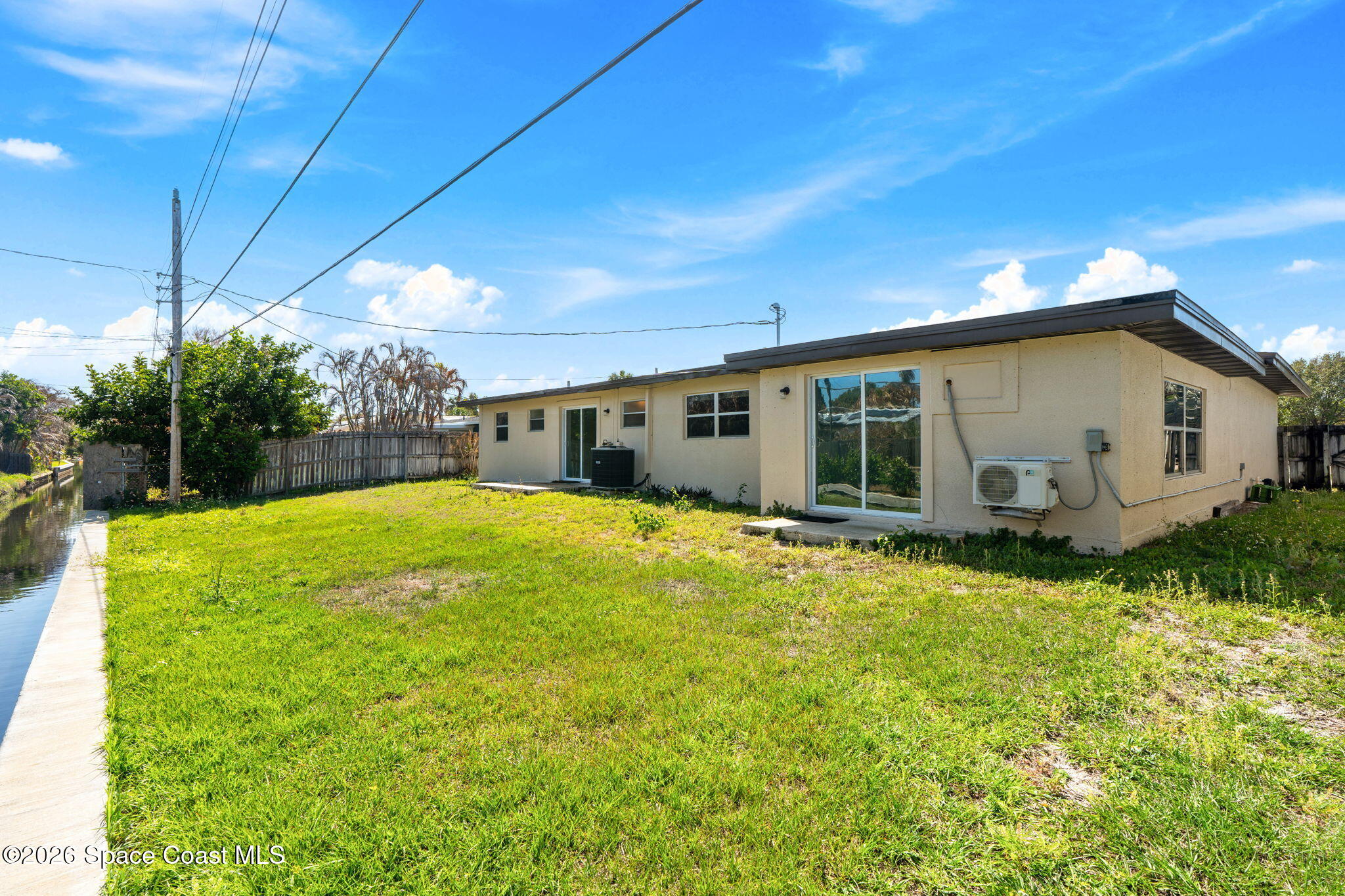 1230 Yacht Club Boulevard