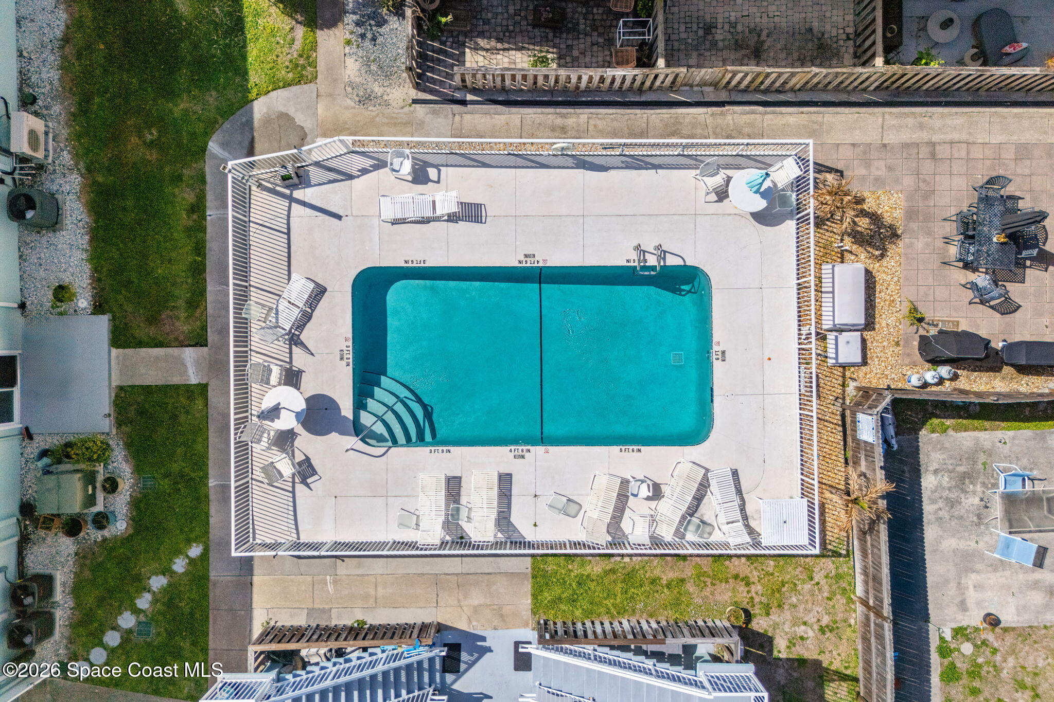 425 Harrison Avenue 1-2