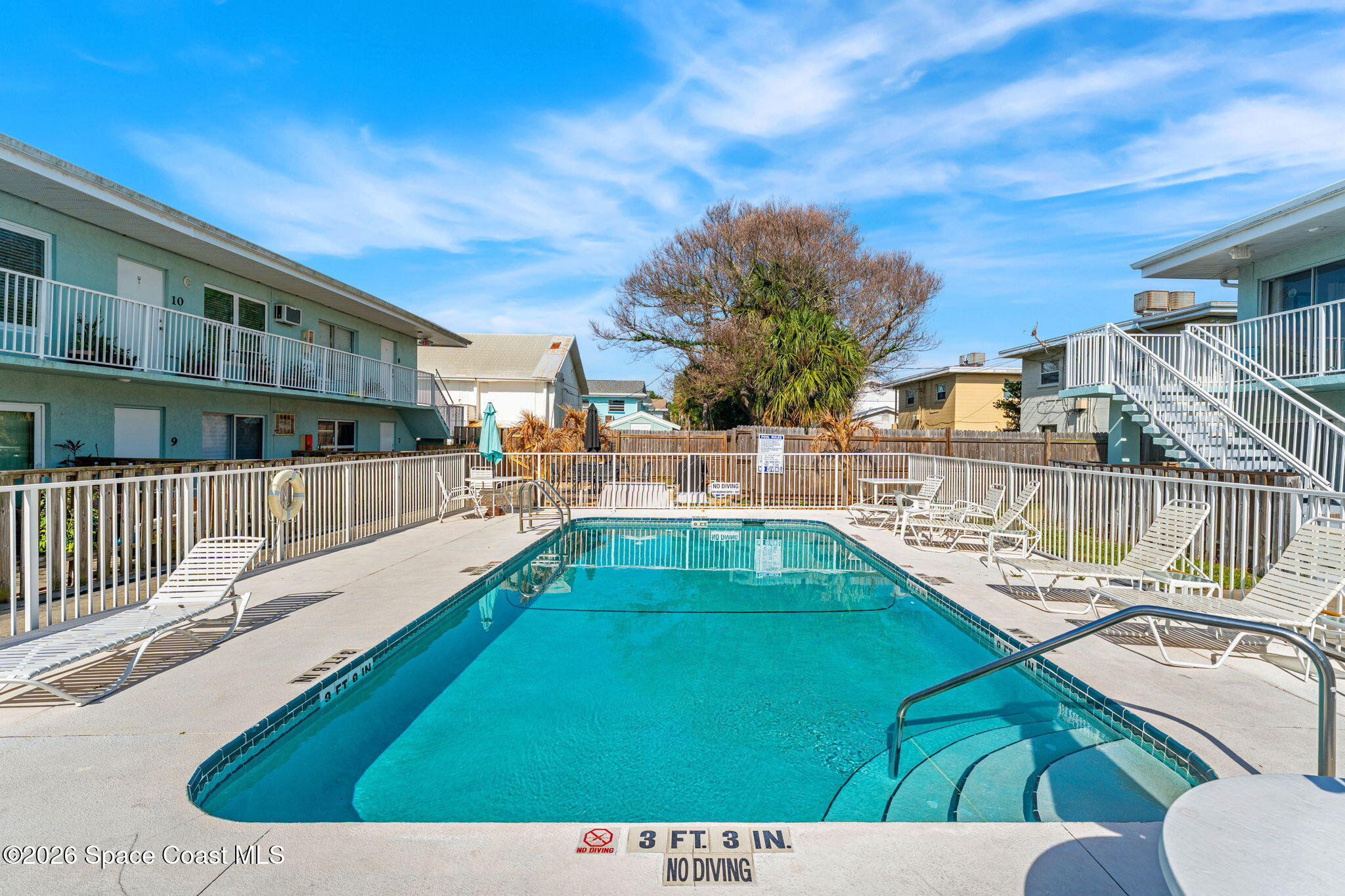 425 Harrison Avenue 1-2