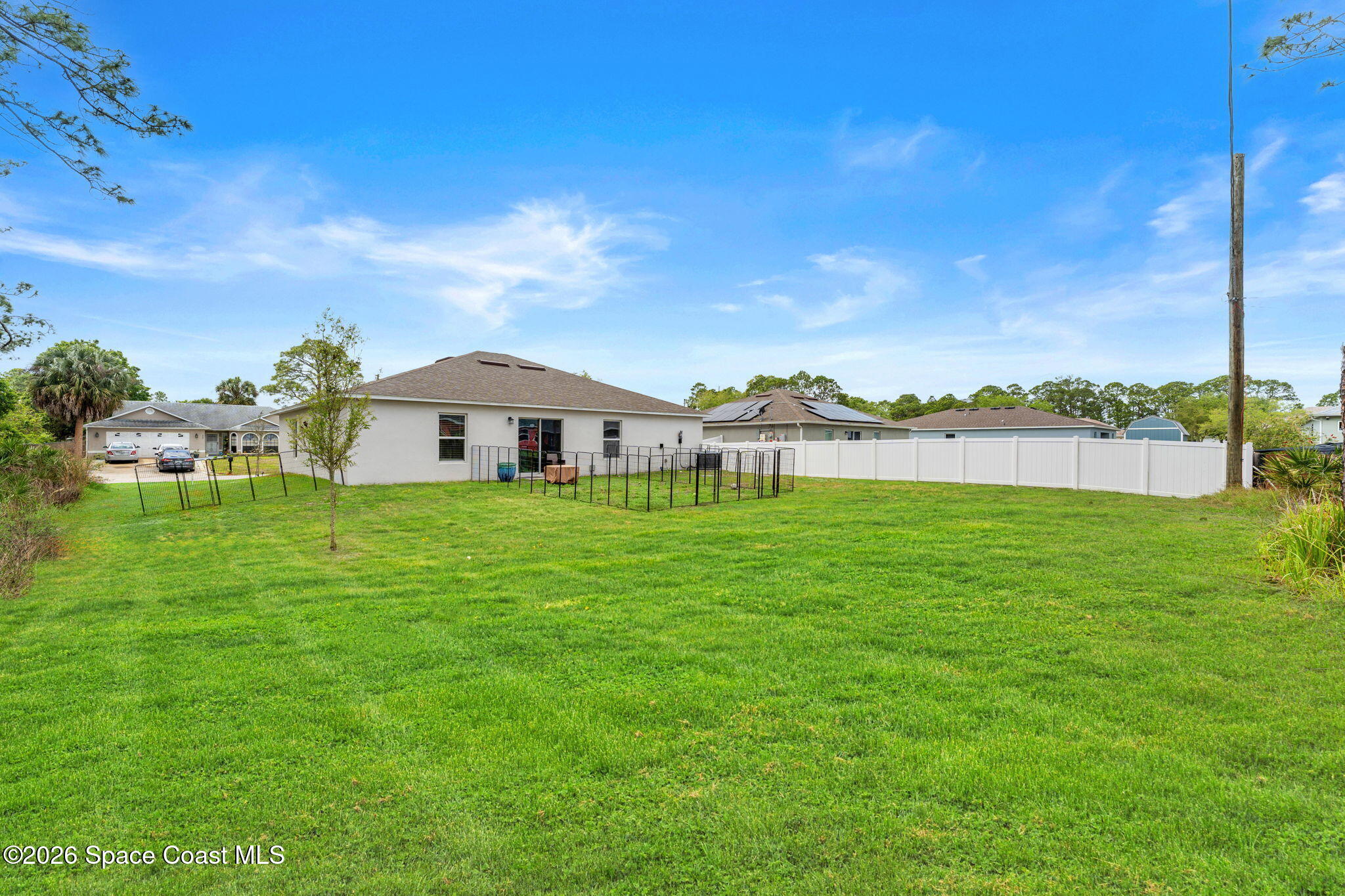 281 Sarah Road SW