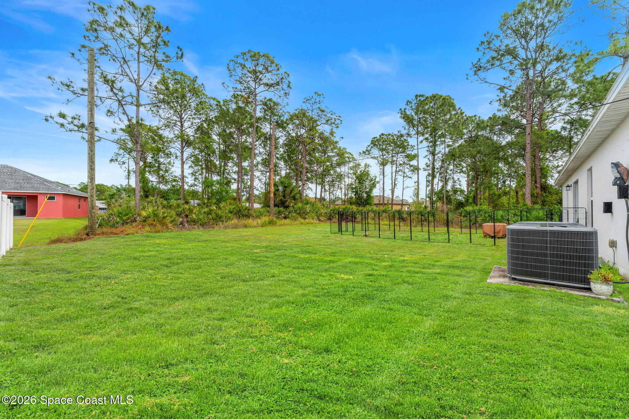 281 Sarah Road SW