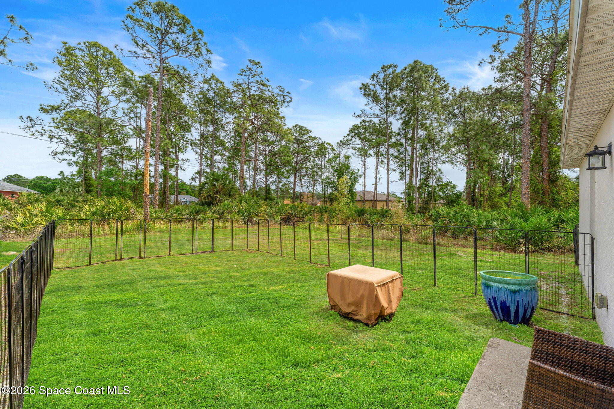 281 Sarah Road SW