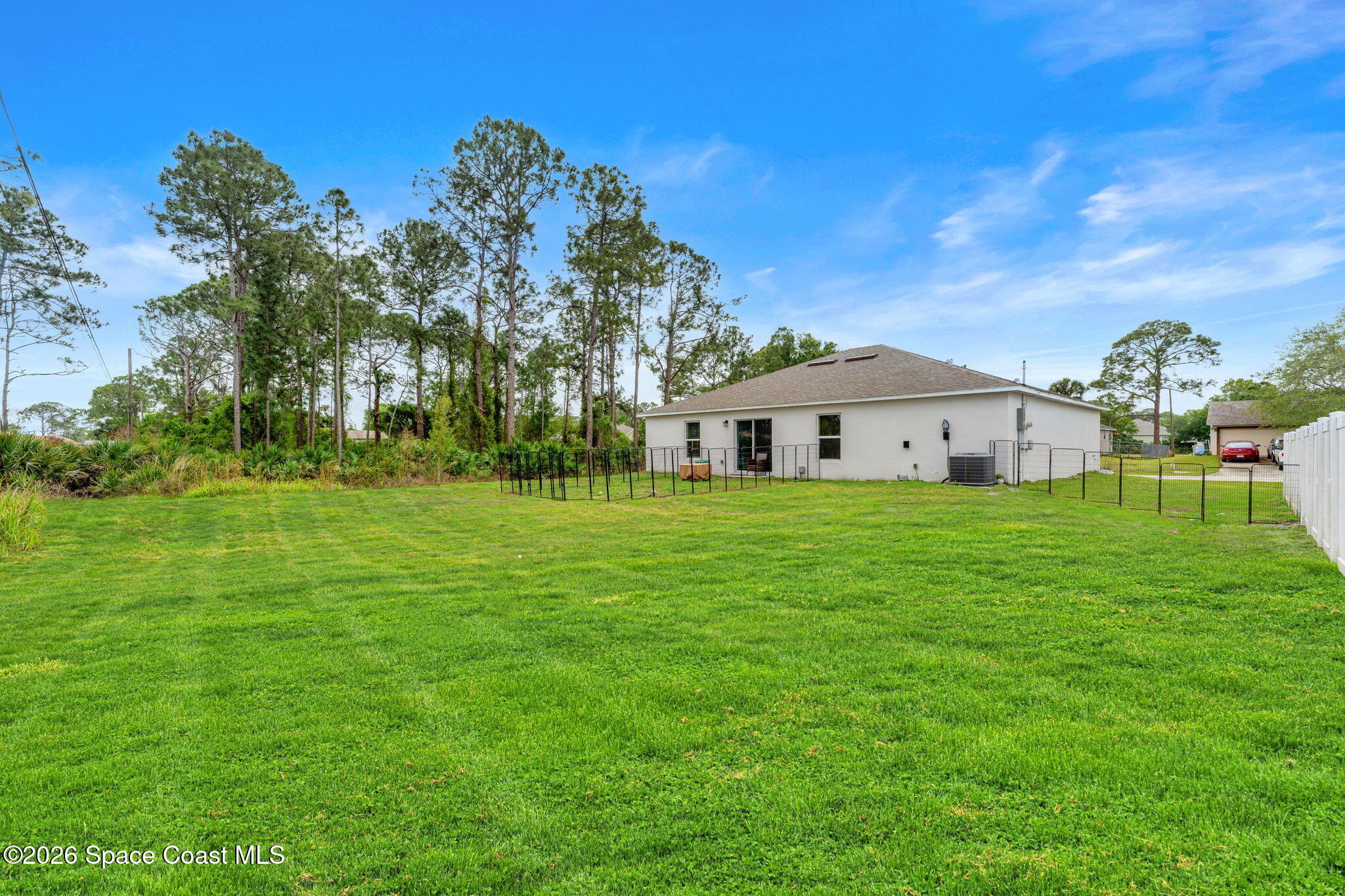 281 Sarah Road SW