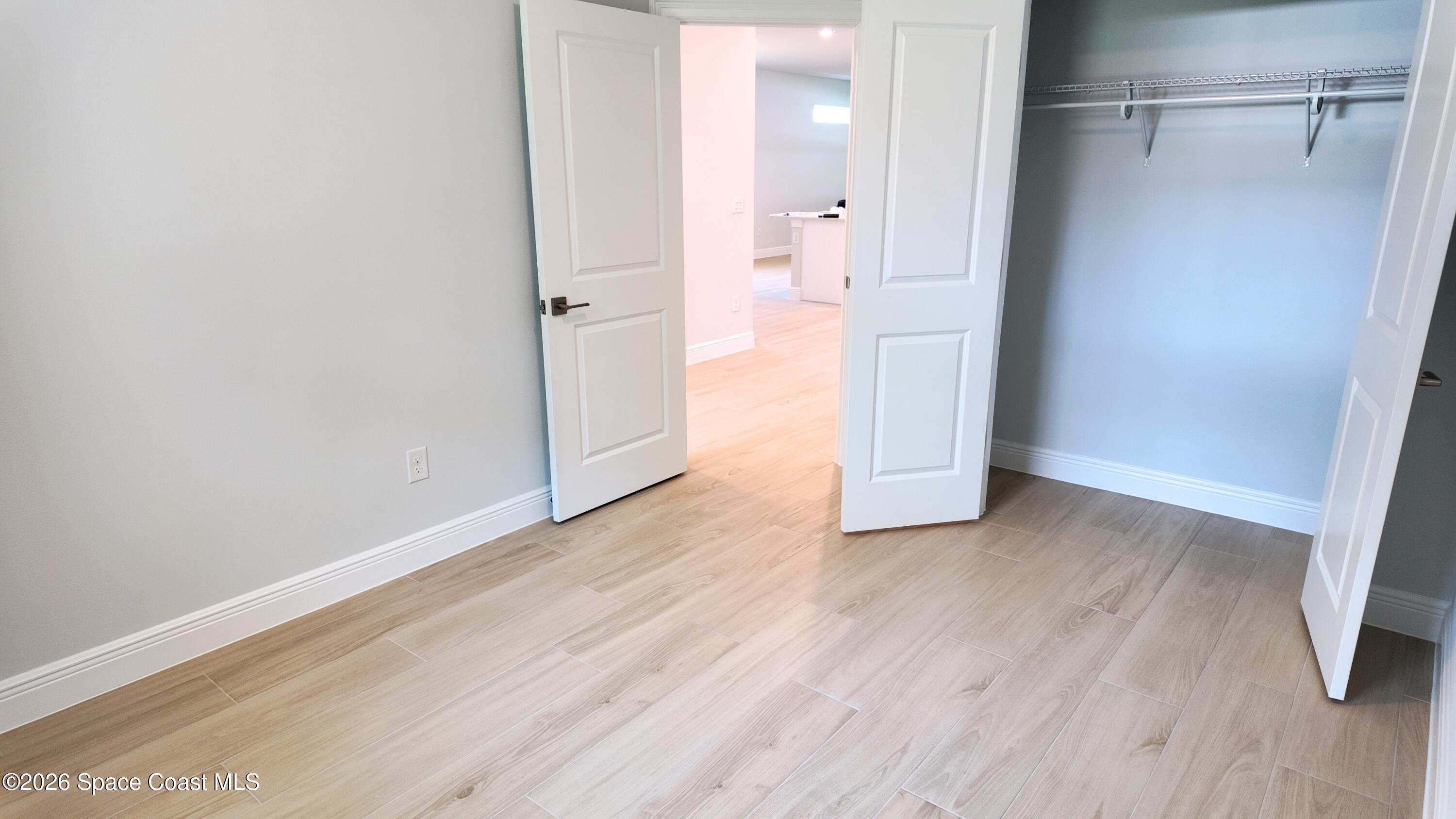406 Grove Lane
