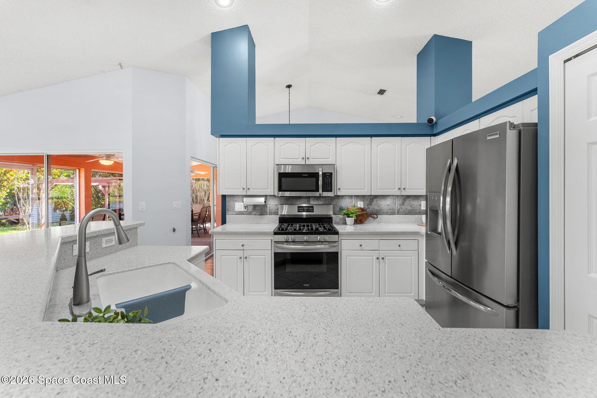 3400 Long Leaf Drive