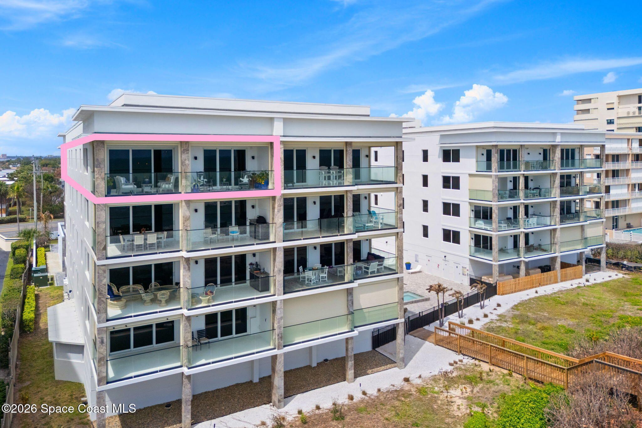 2745 N Highway A1A 501