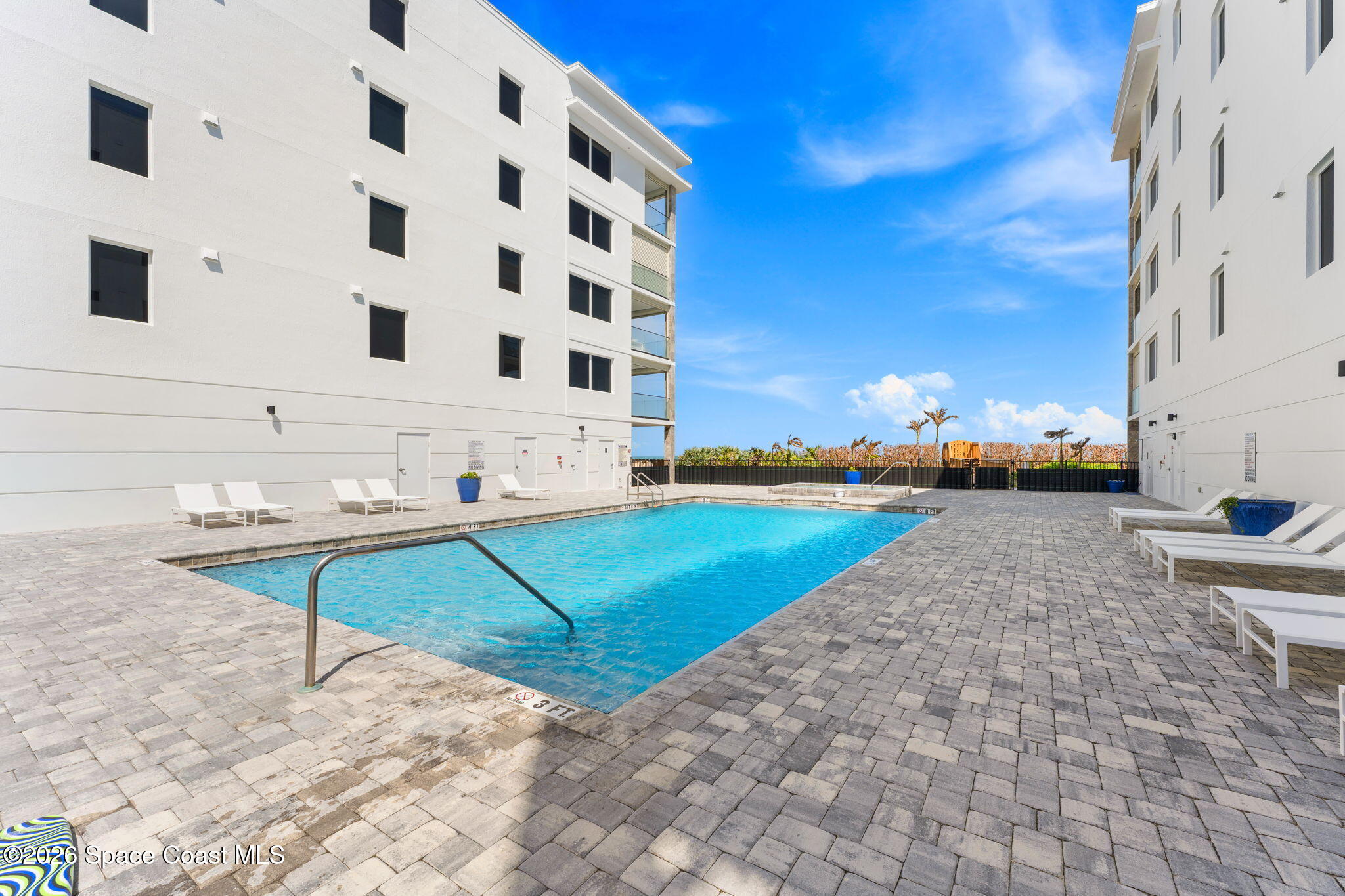 2745 N Highway A1A 501