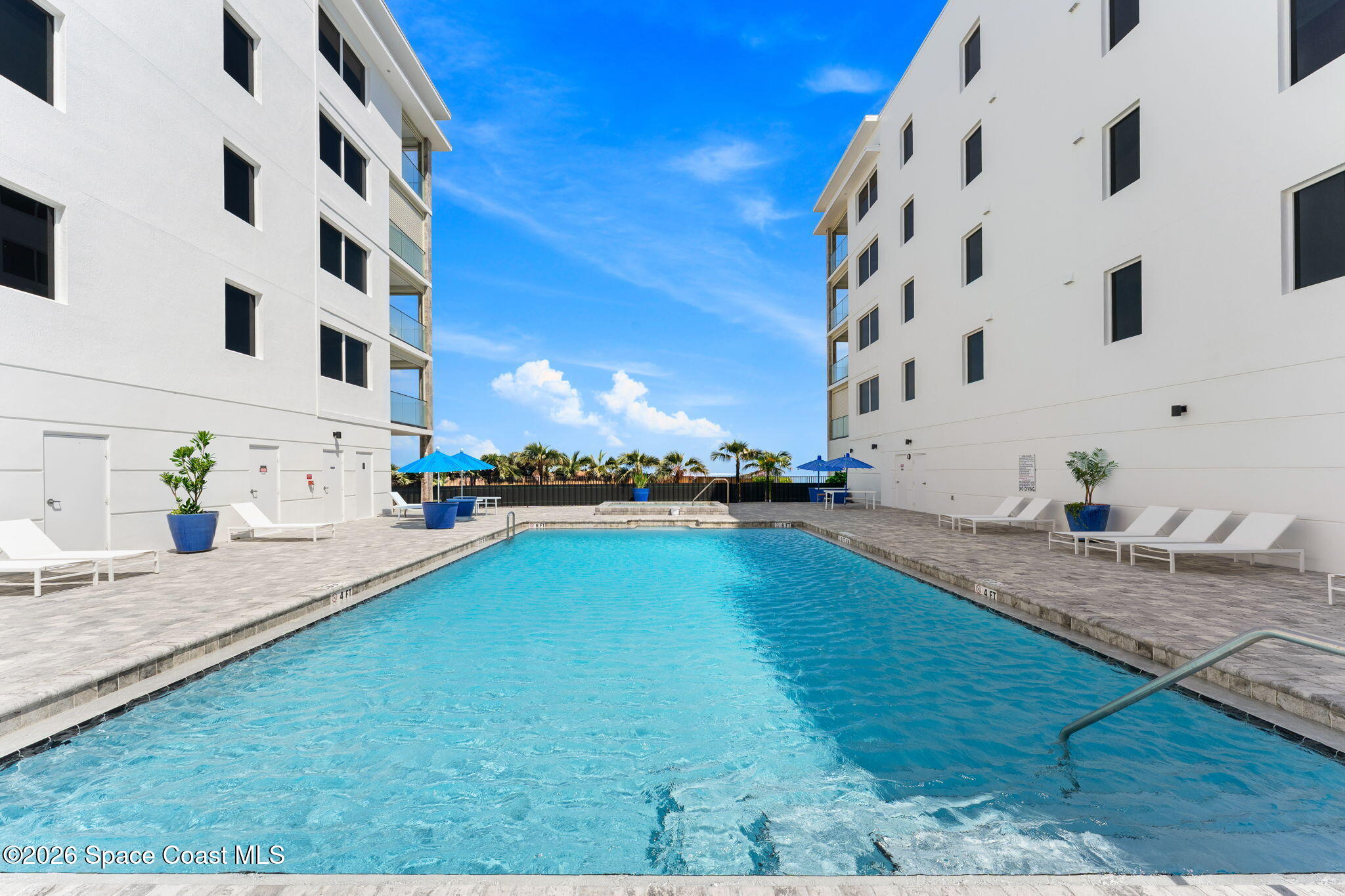 2745 N Highway A1A 501