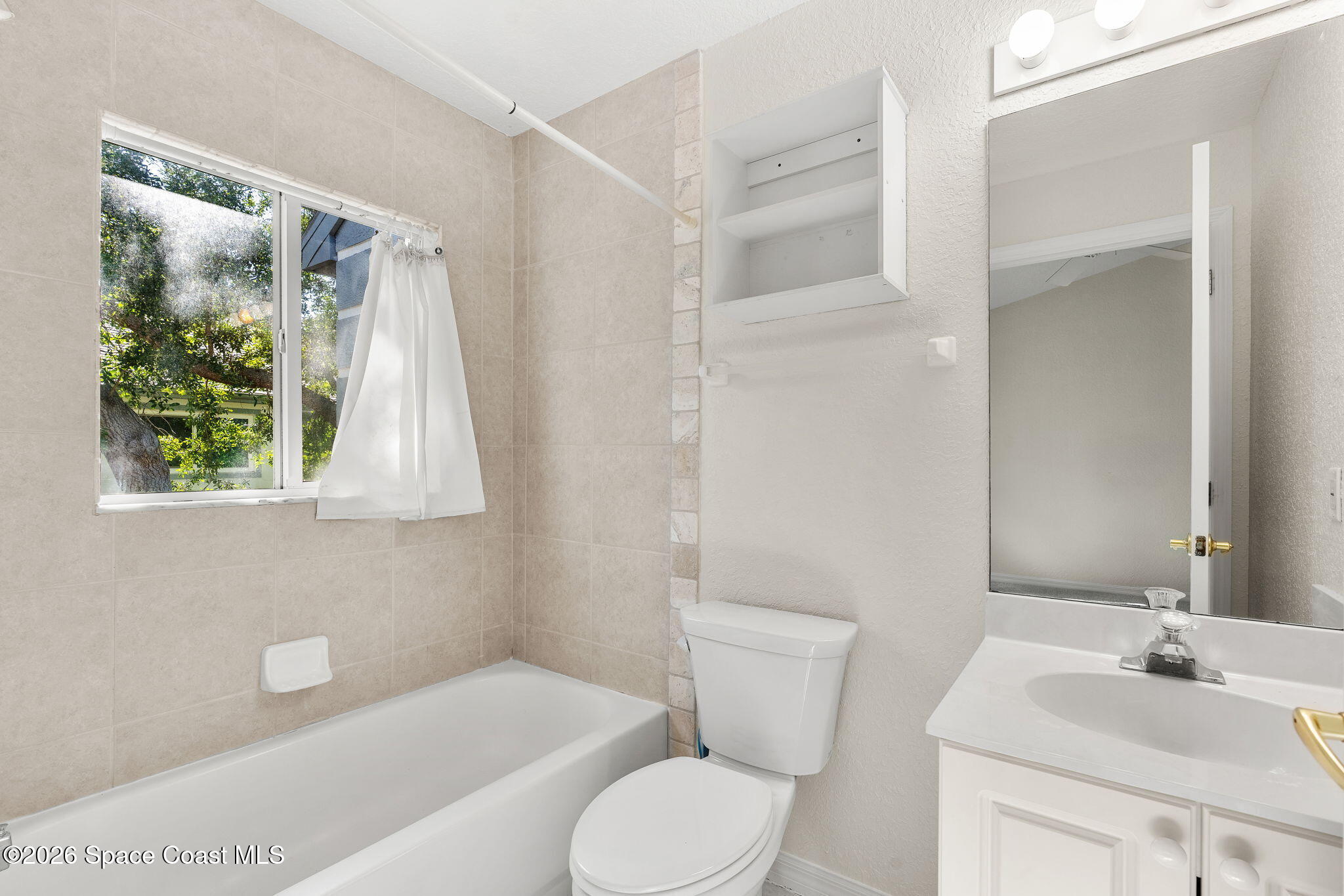 640 Seaport Boulevard T224