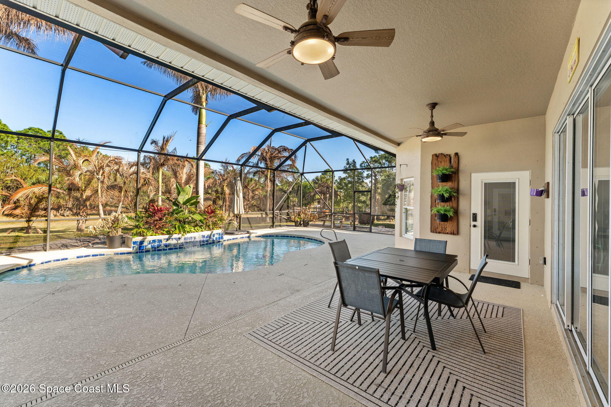 6895 Cottonwood Drive