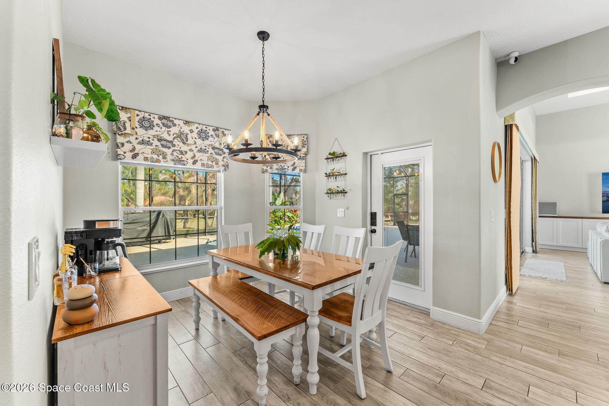 6895 Cottonwood Drive