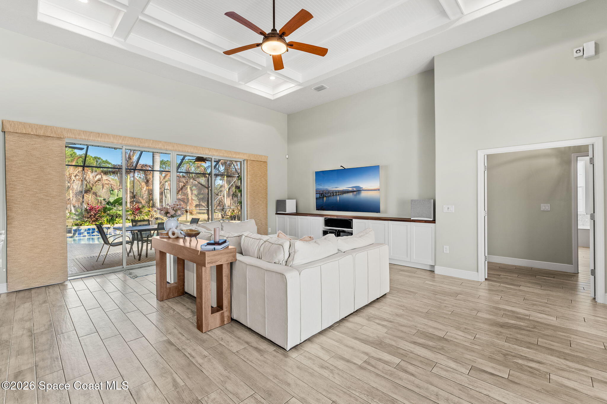 6895 Cottonwood Drive