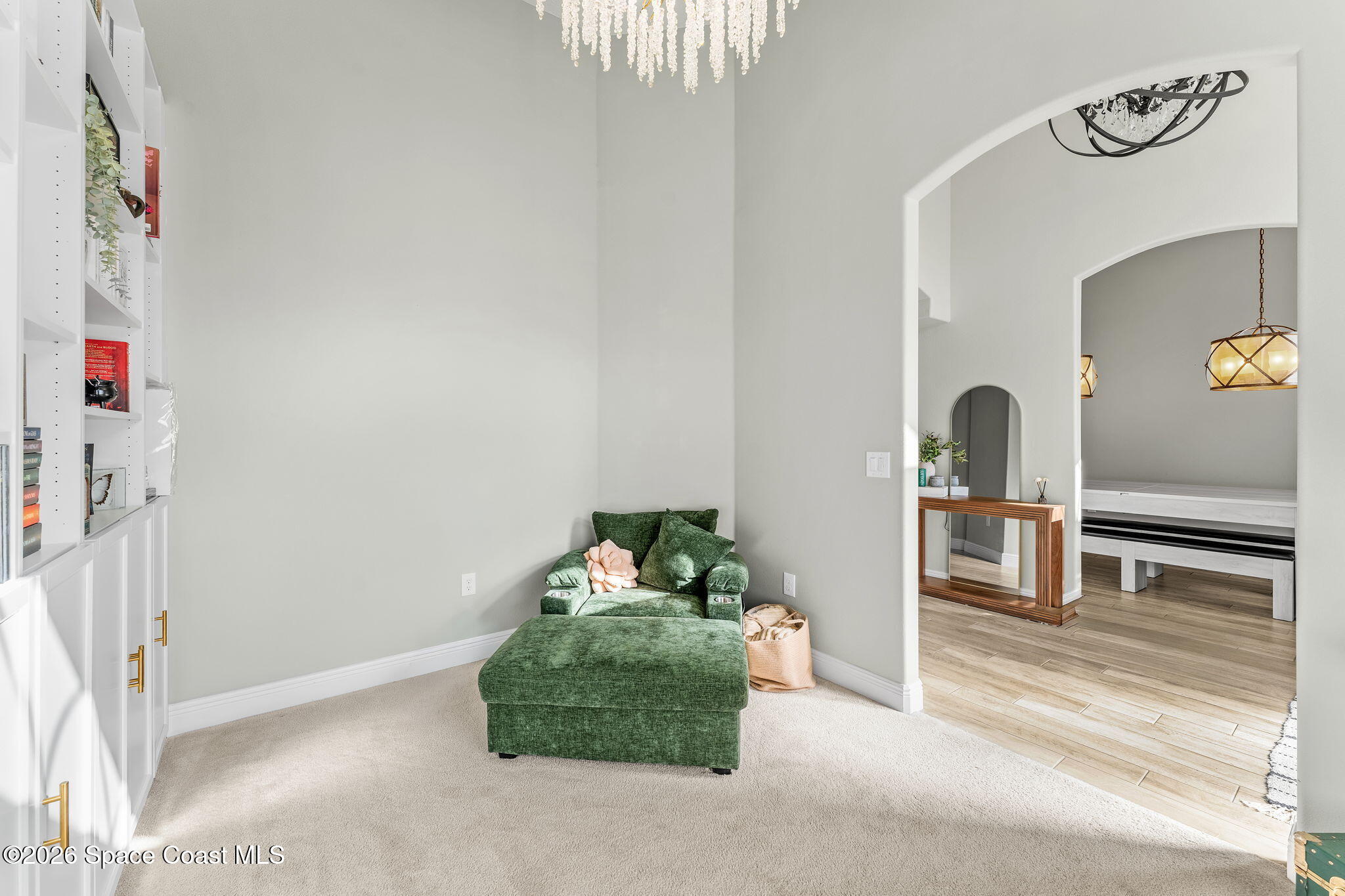 6895 Cottonwood Drive