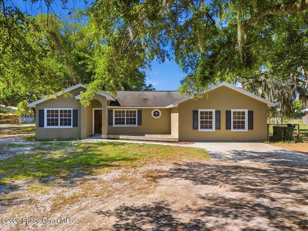 5105 Cabbage Palm Street