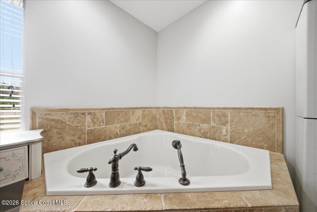 5105 Cabbage Palm Street