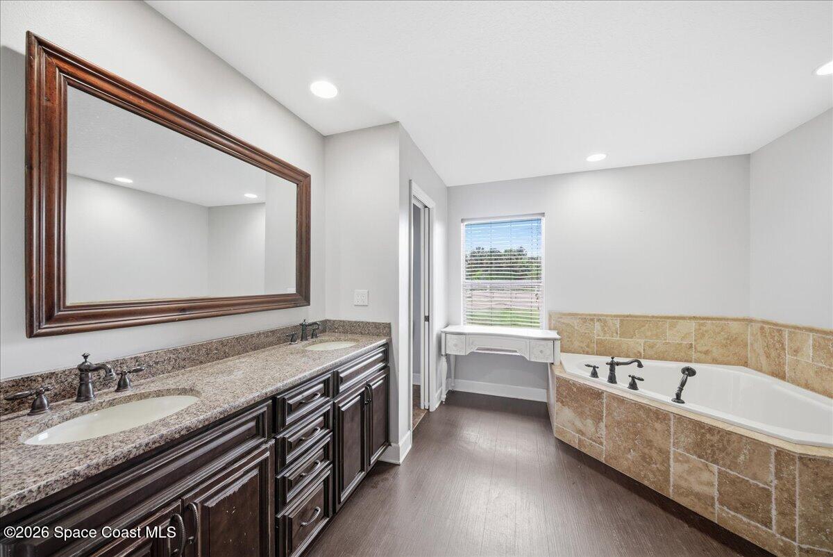 5105 Cabbage Palm Street