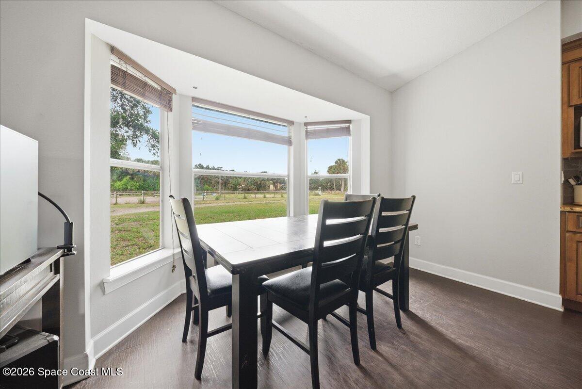 5105 Cabbage Palm Street