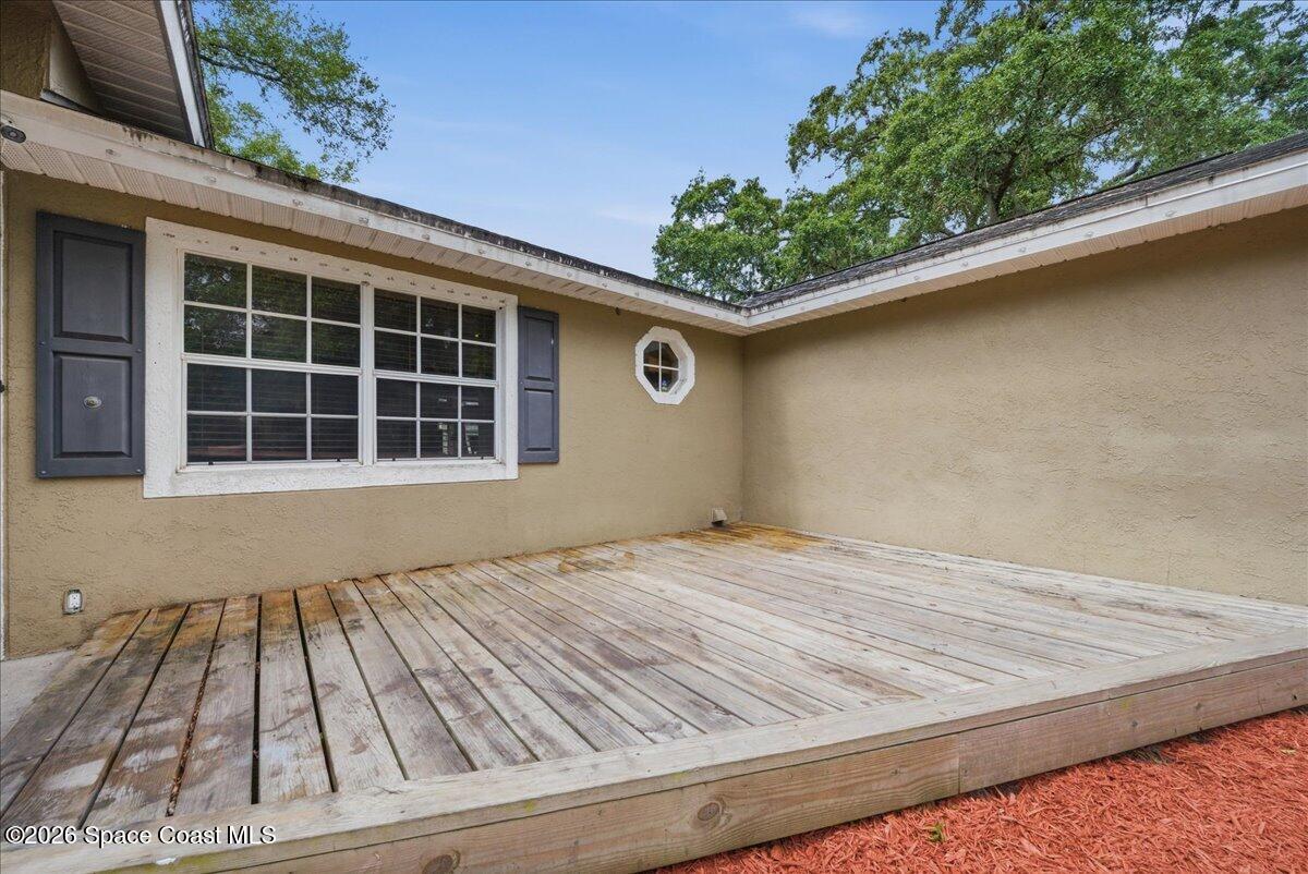 5105 Cabbage Palm Street