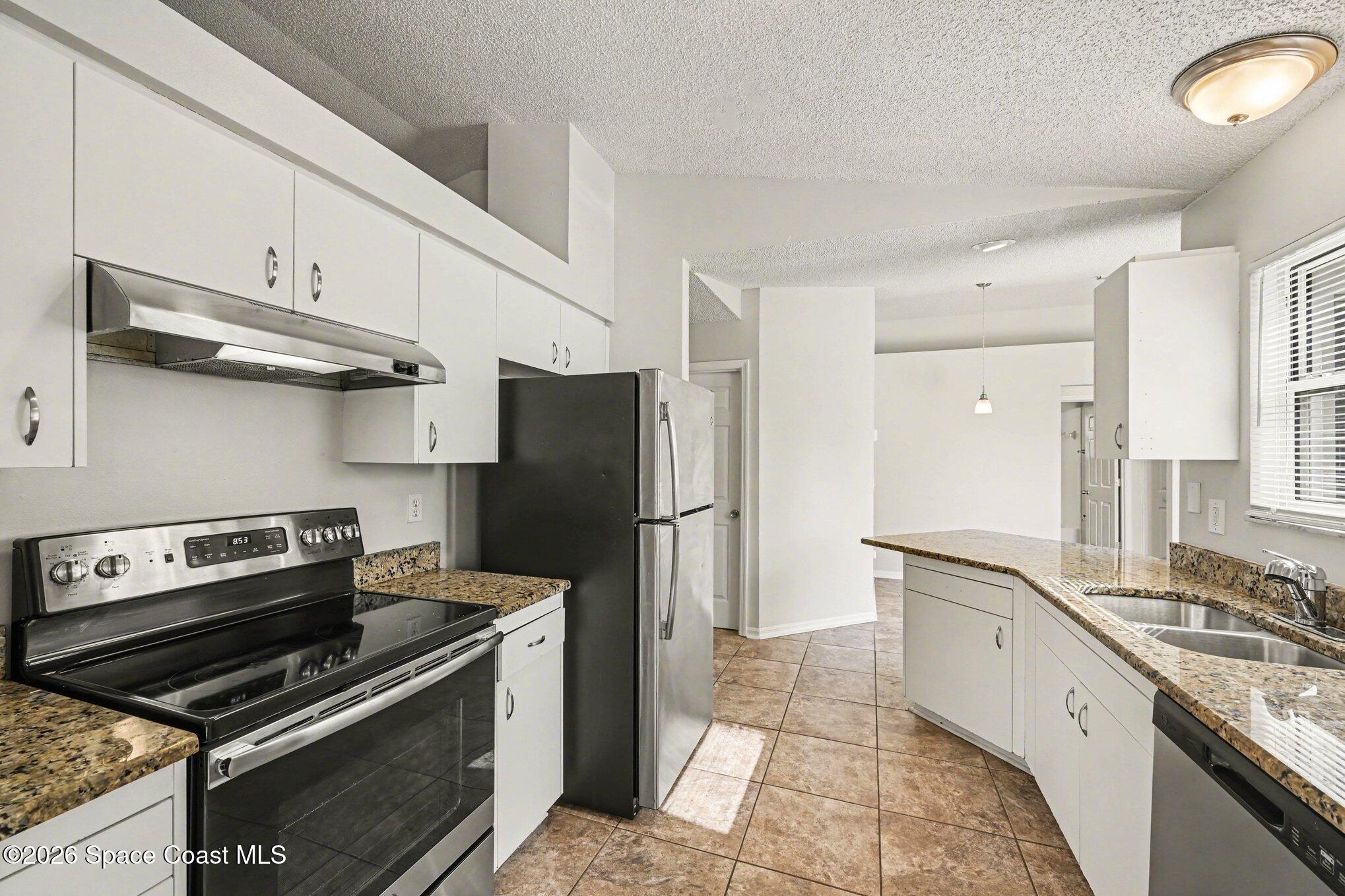 1421 Emerson Drive NE