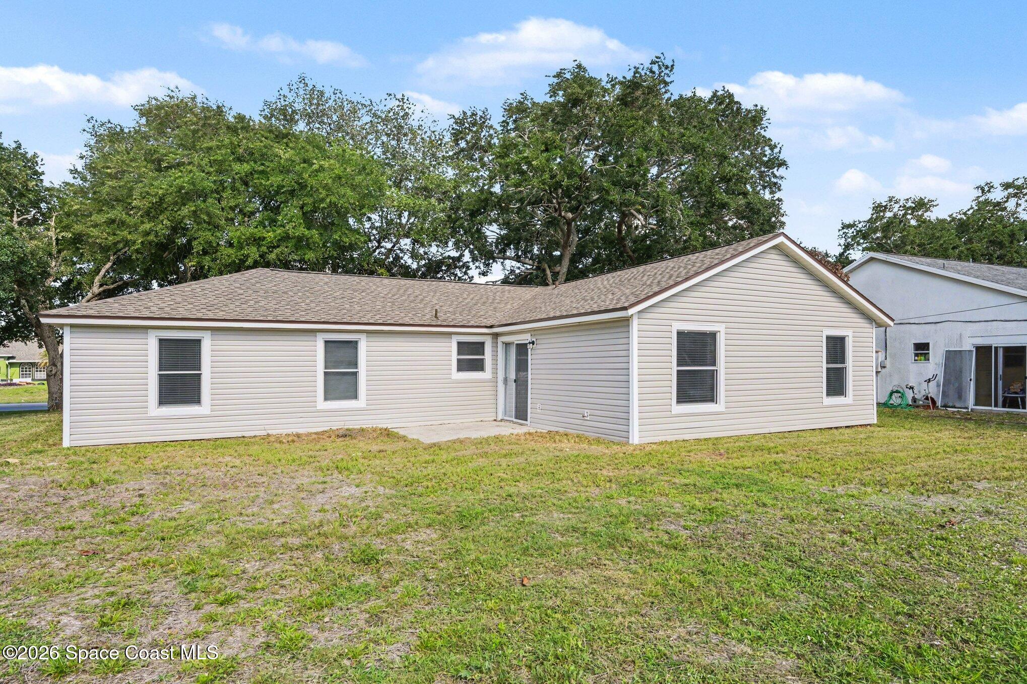 1421 Emerson Drive NE