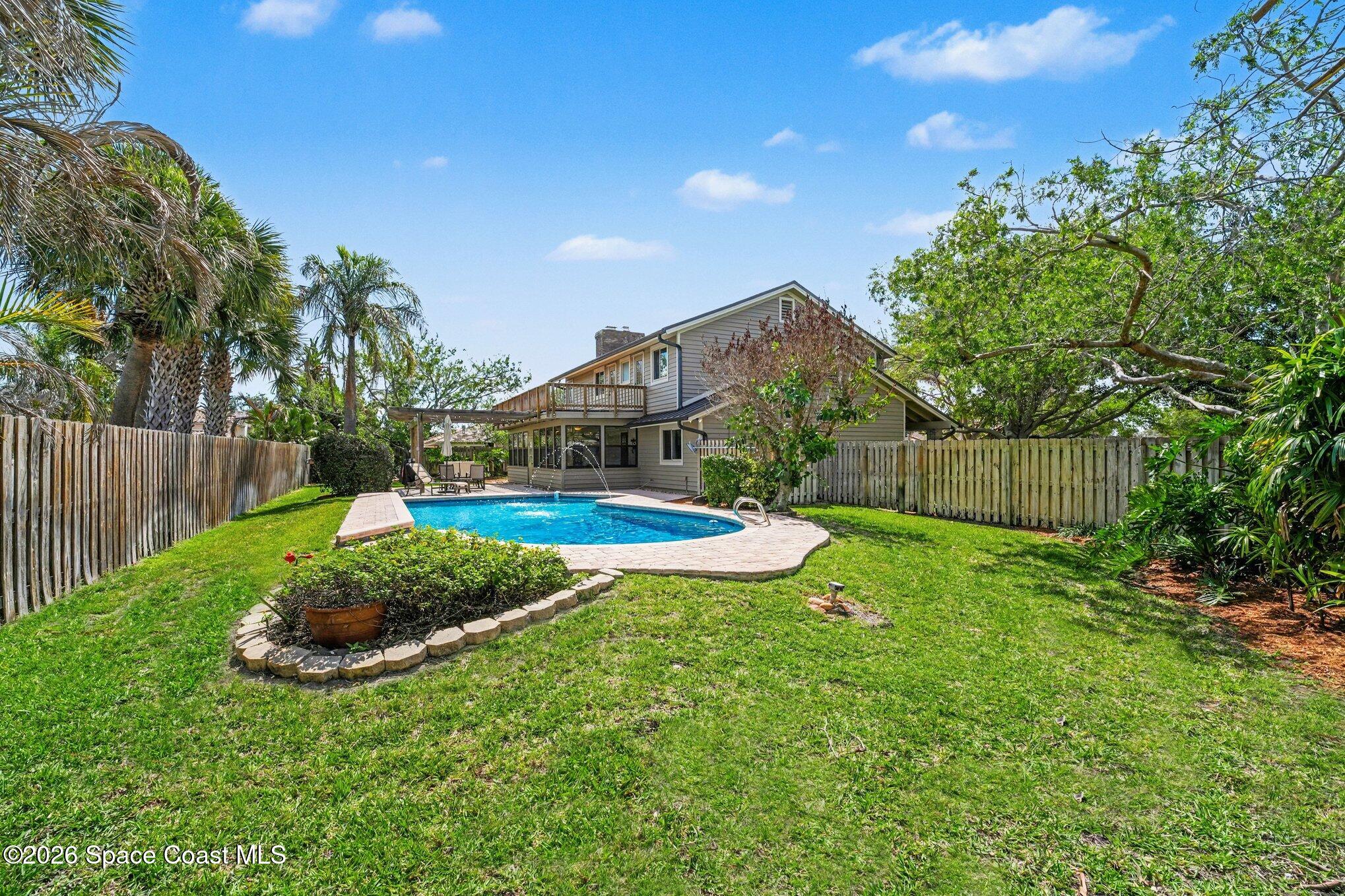 568 Rio Casa Drive N