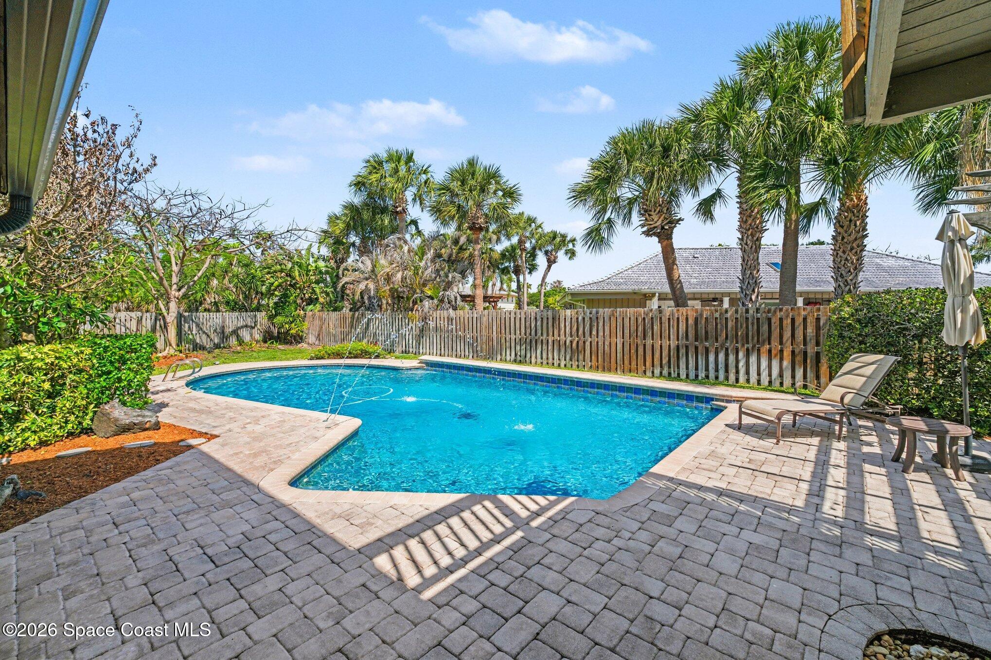 568 Rio Casa Drive N