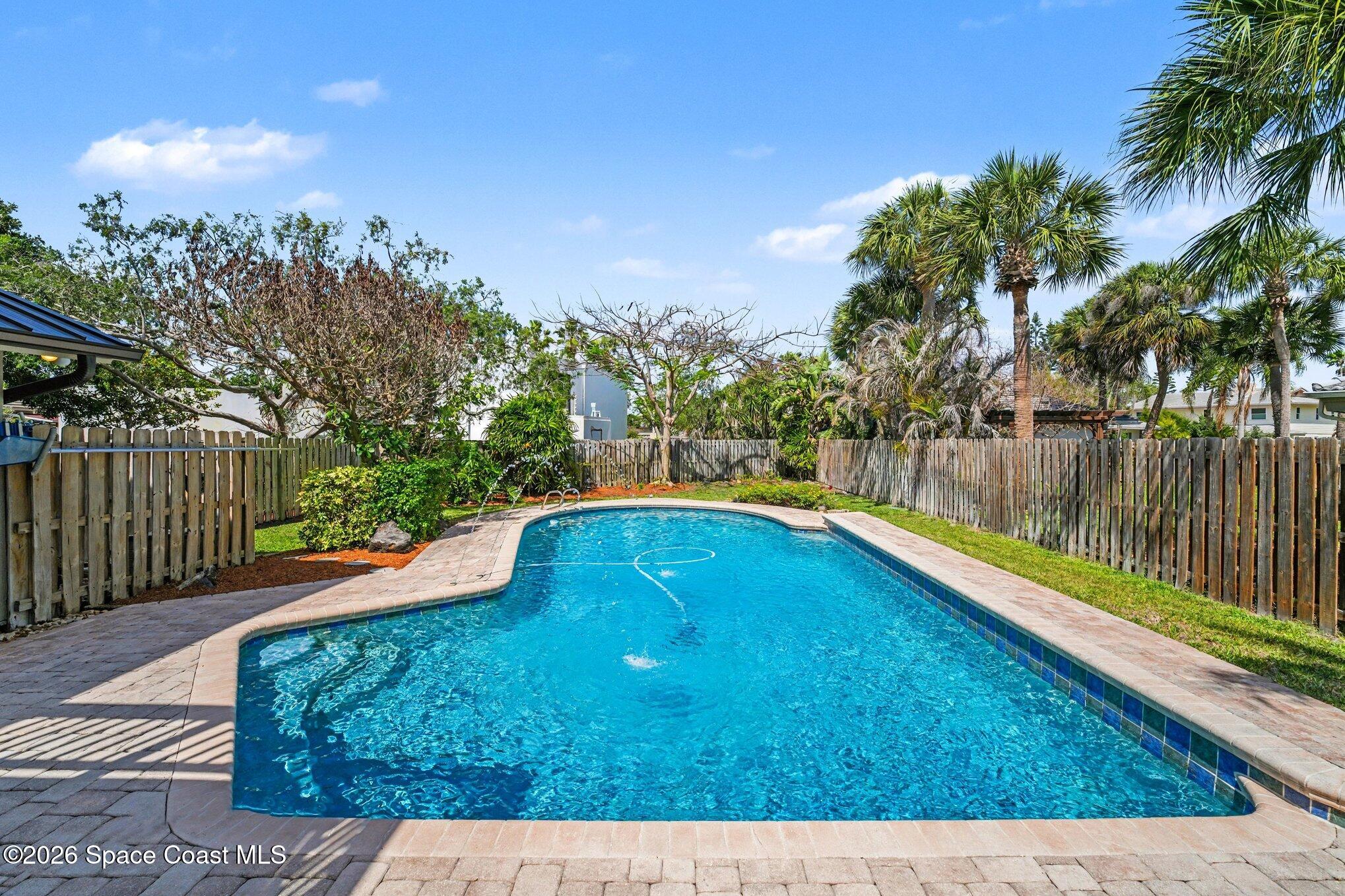568 Rio Casa Drive N