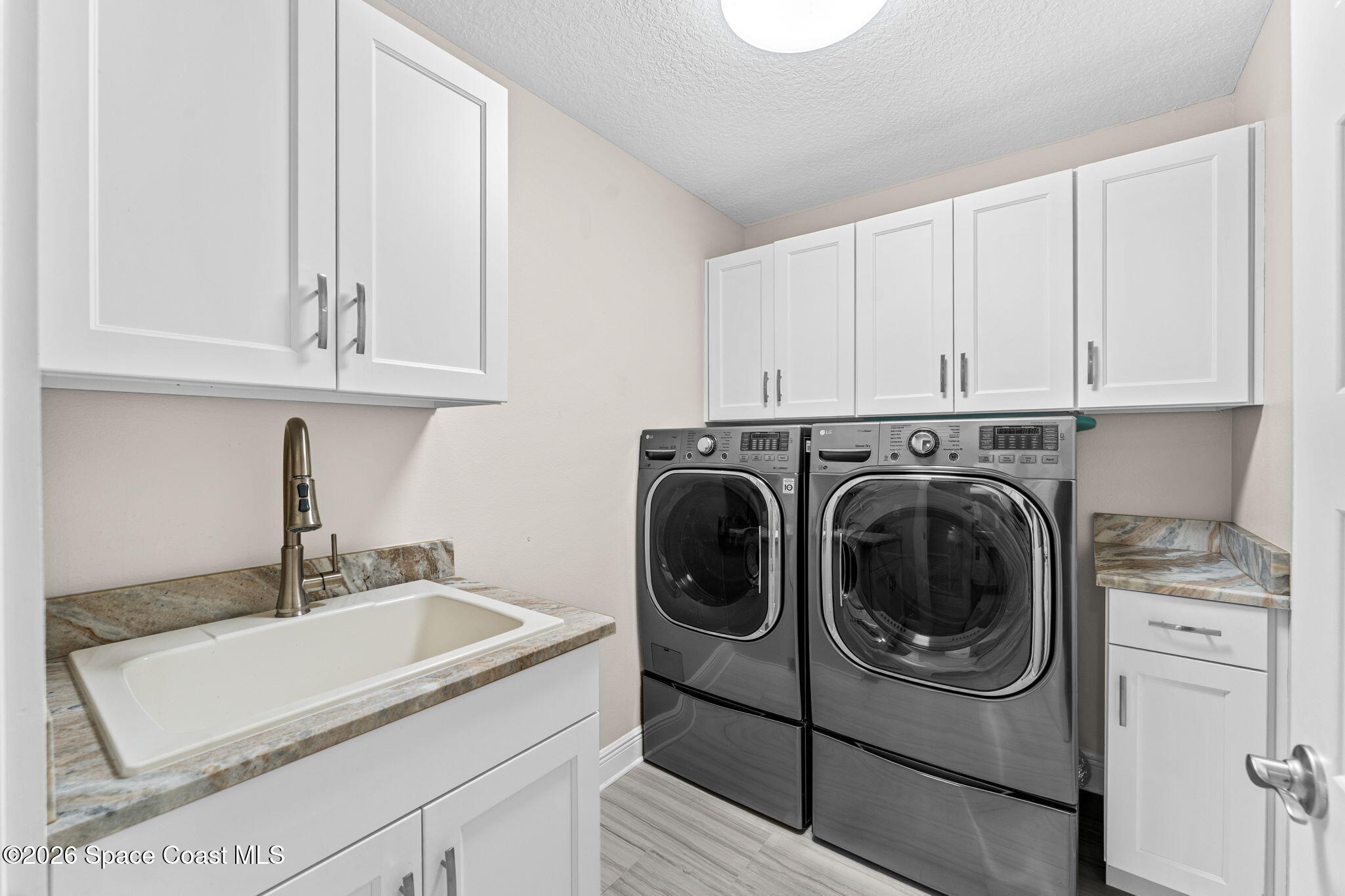 1915 S Atlantic Avenue 202