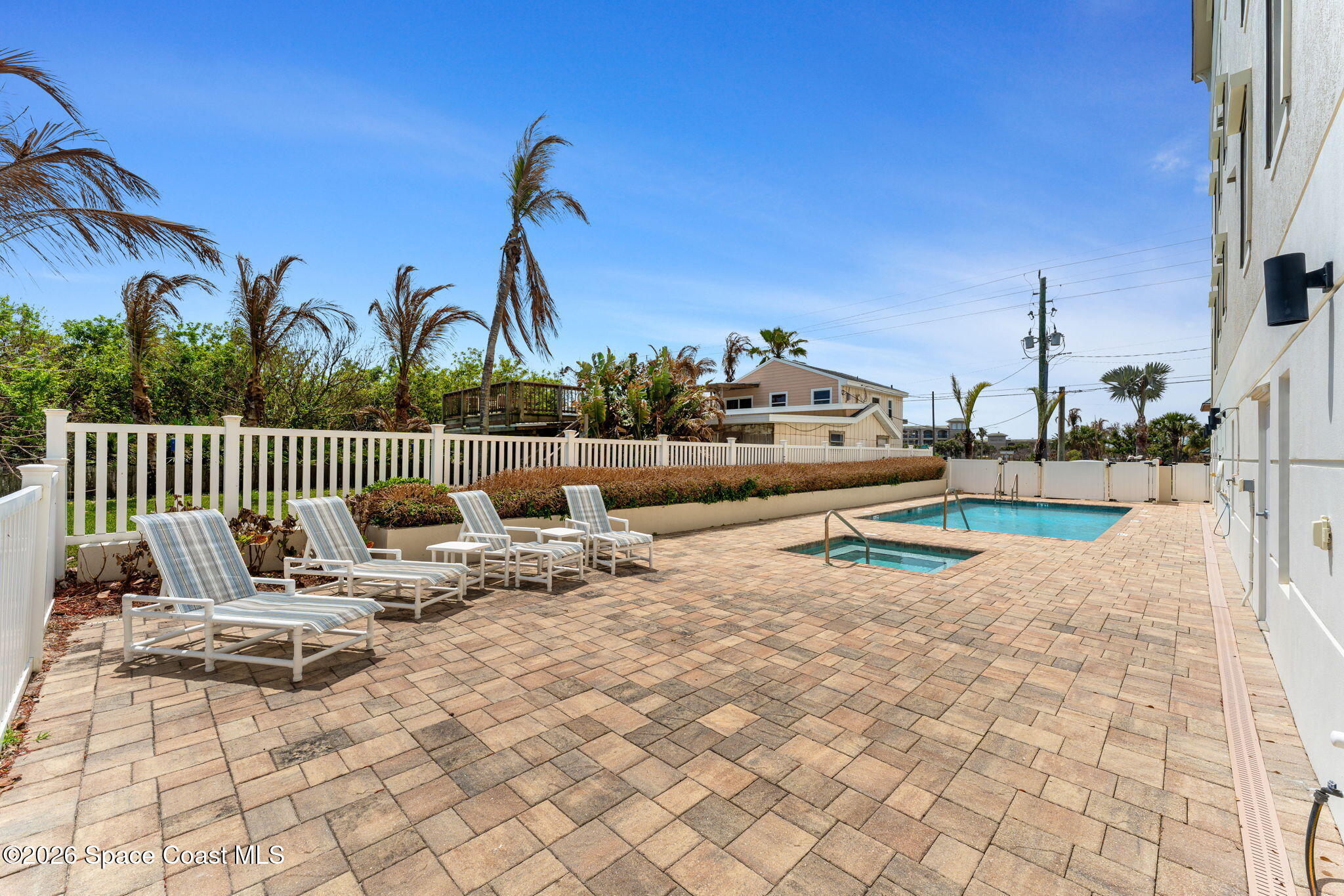 1915 S Atlantic Avenue 202