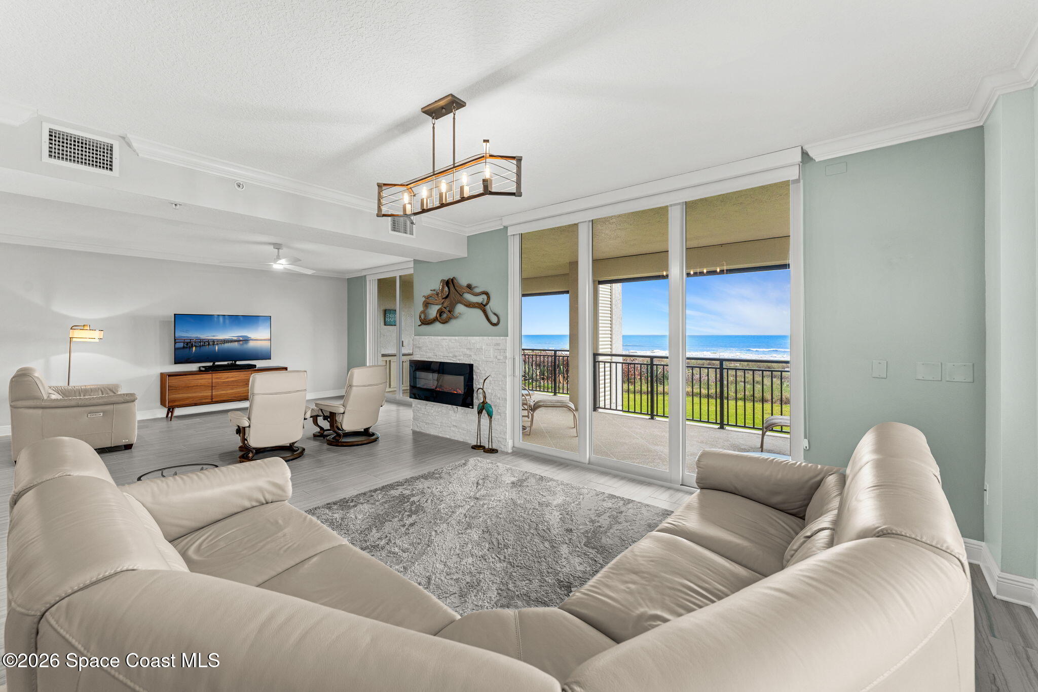 1915 S Atlantic Avenue 202