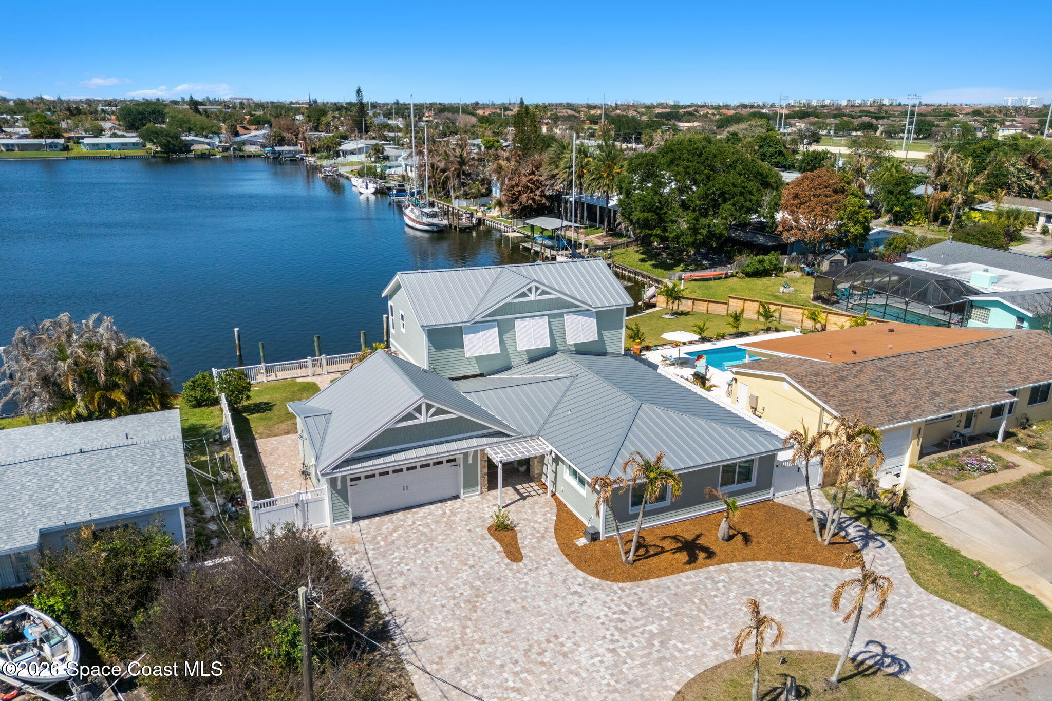 416 S Waterway Drive