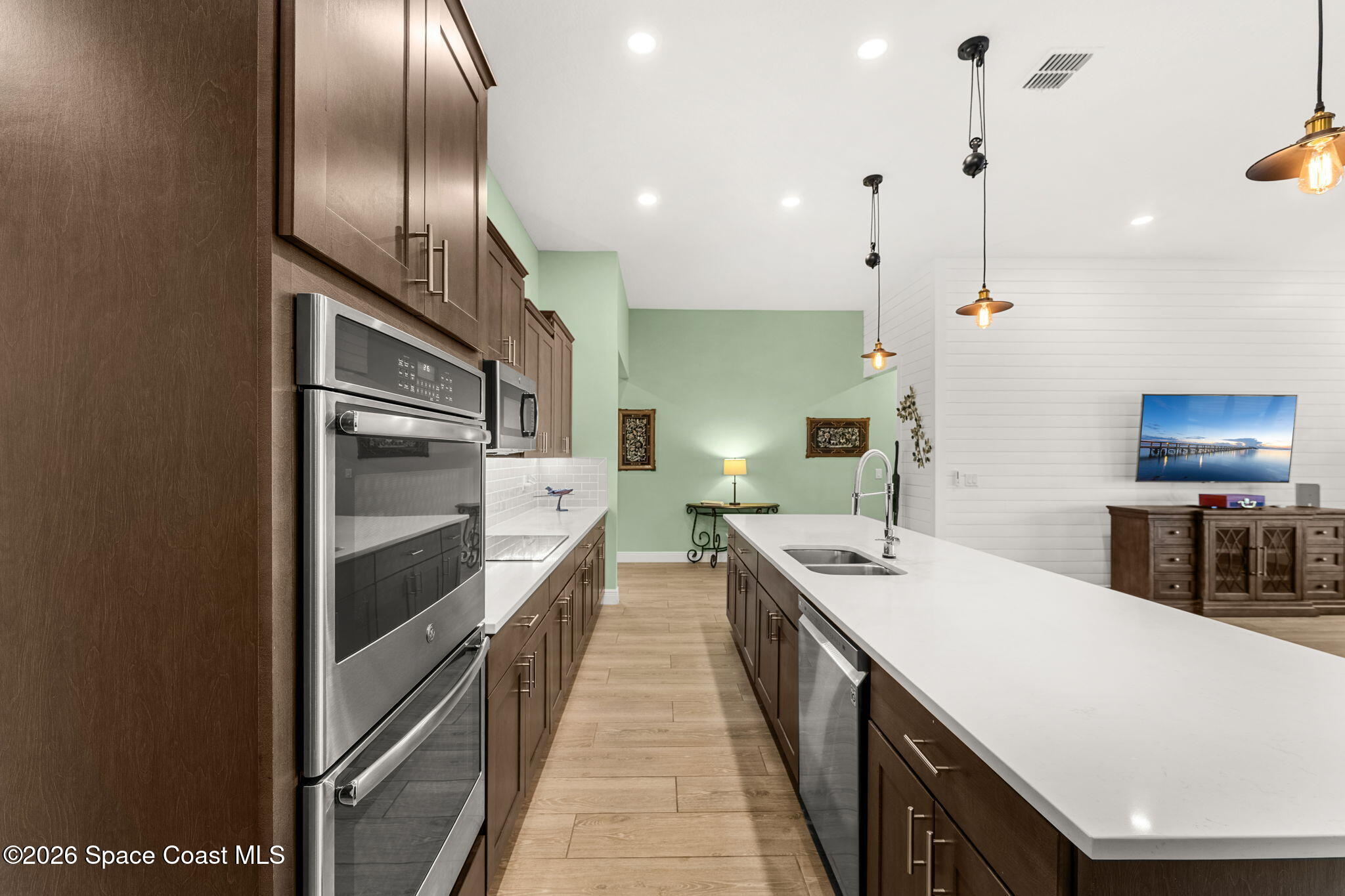 5090 Hebron Drive