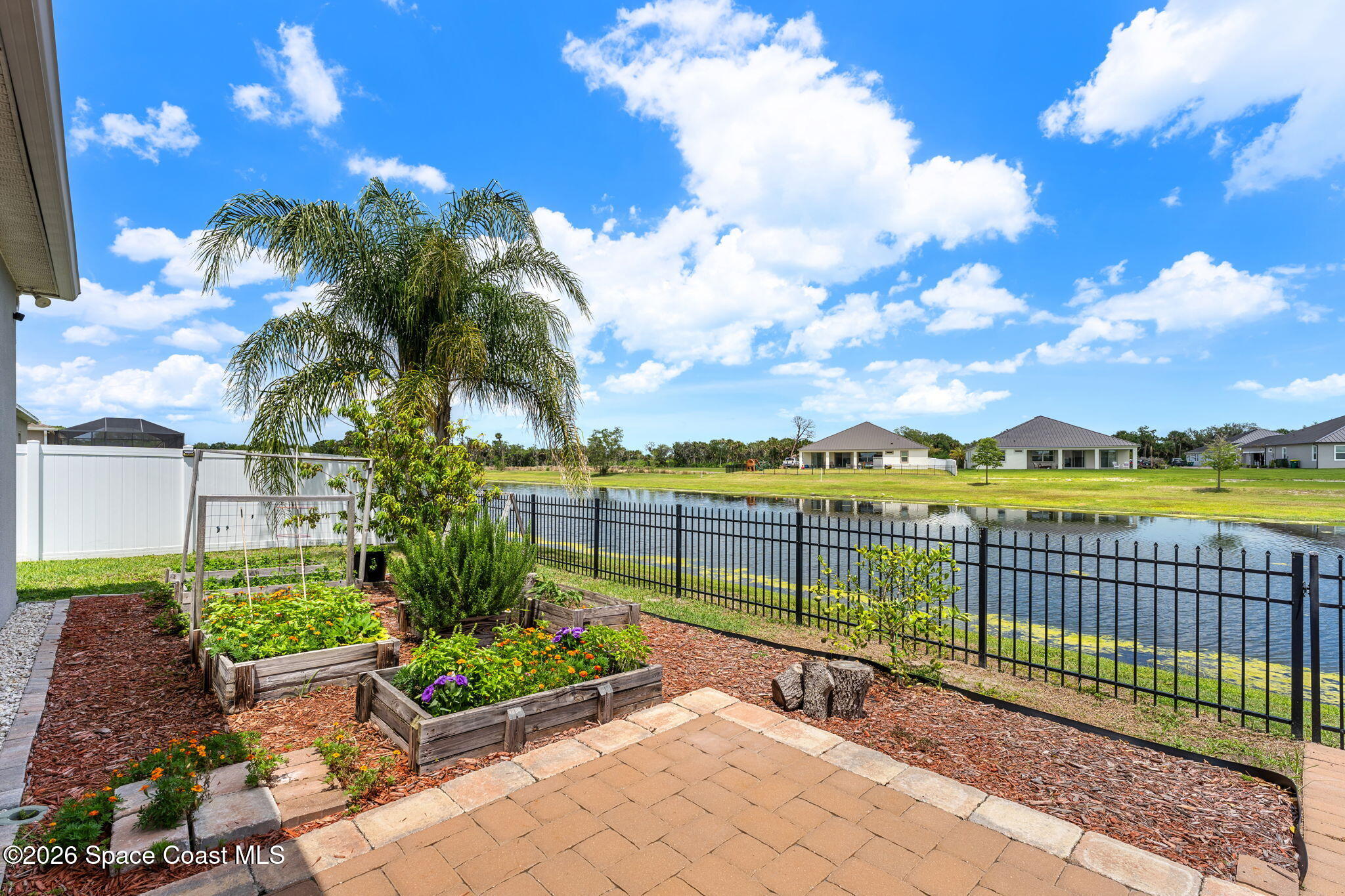 5090 Hebron Drive