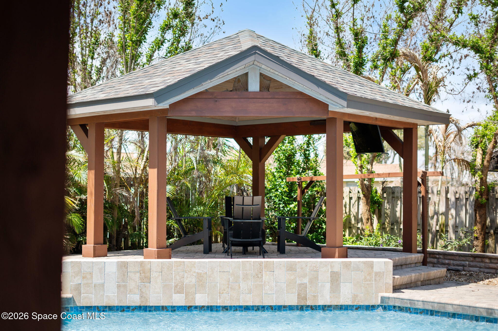 127 Sand Pine Road
