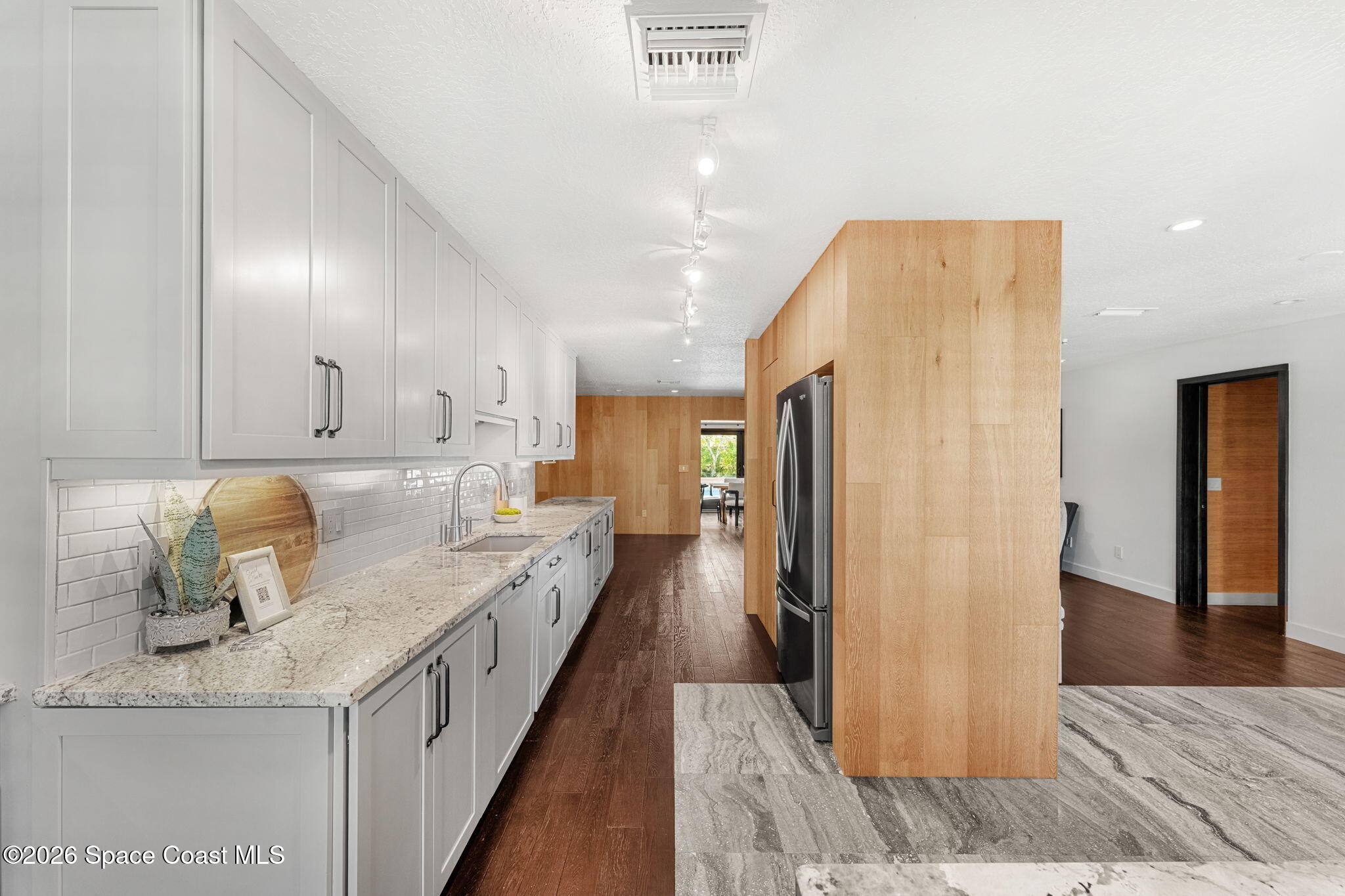 127 Sand Pine Road