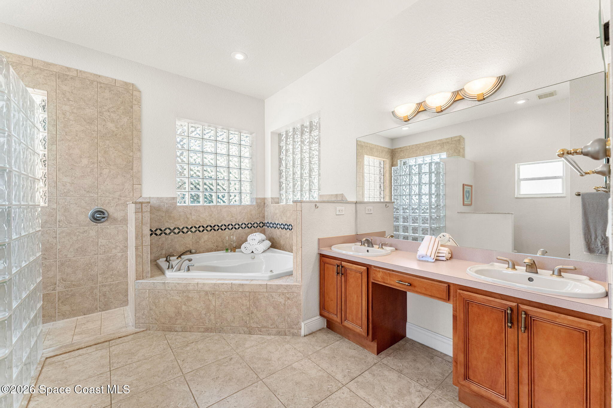 122 Windward Way