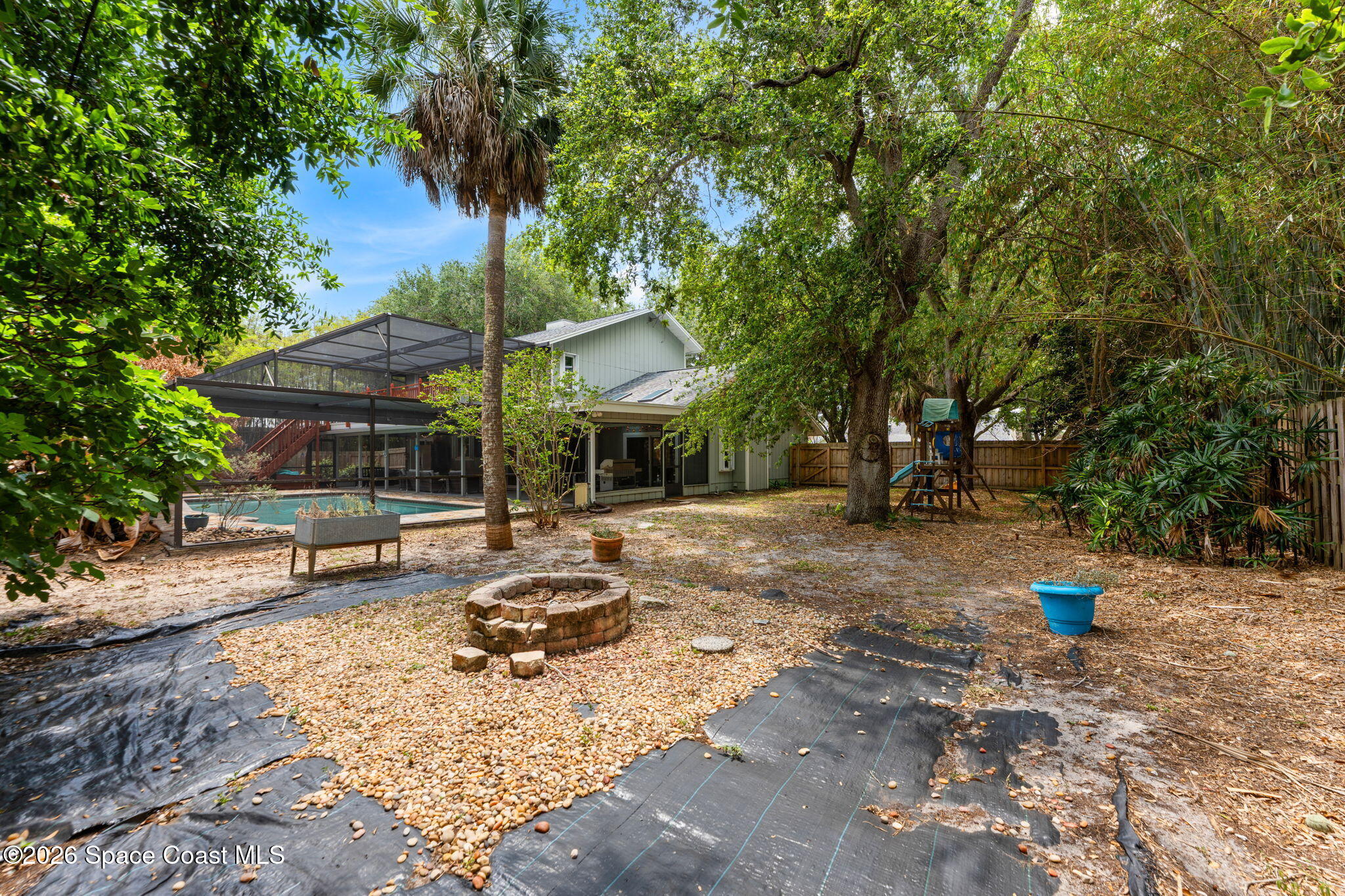 1140 Two Oaks Boulevard