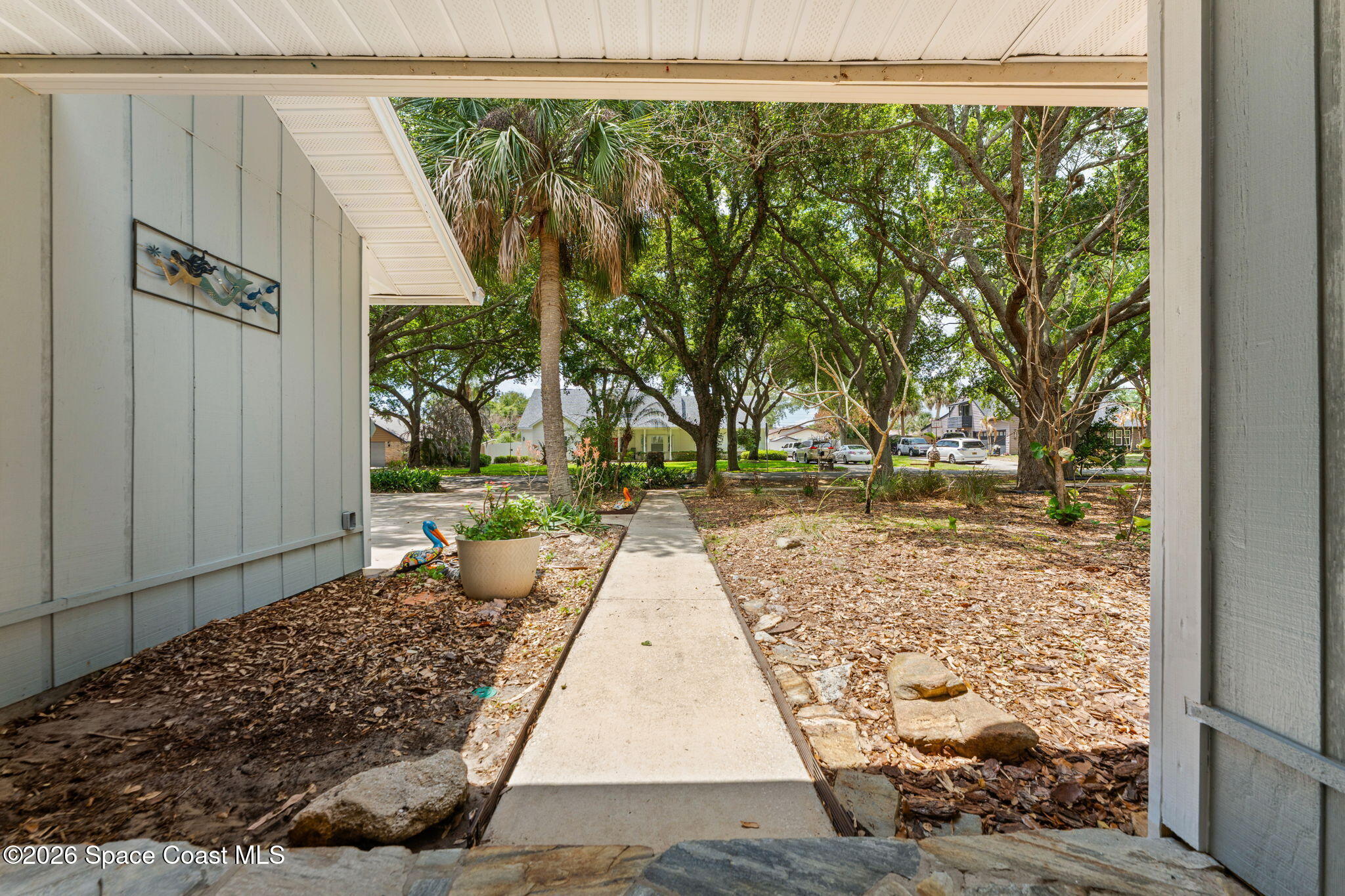 1140 Two Oaks Boulevard