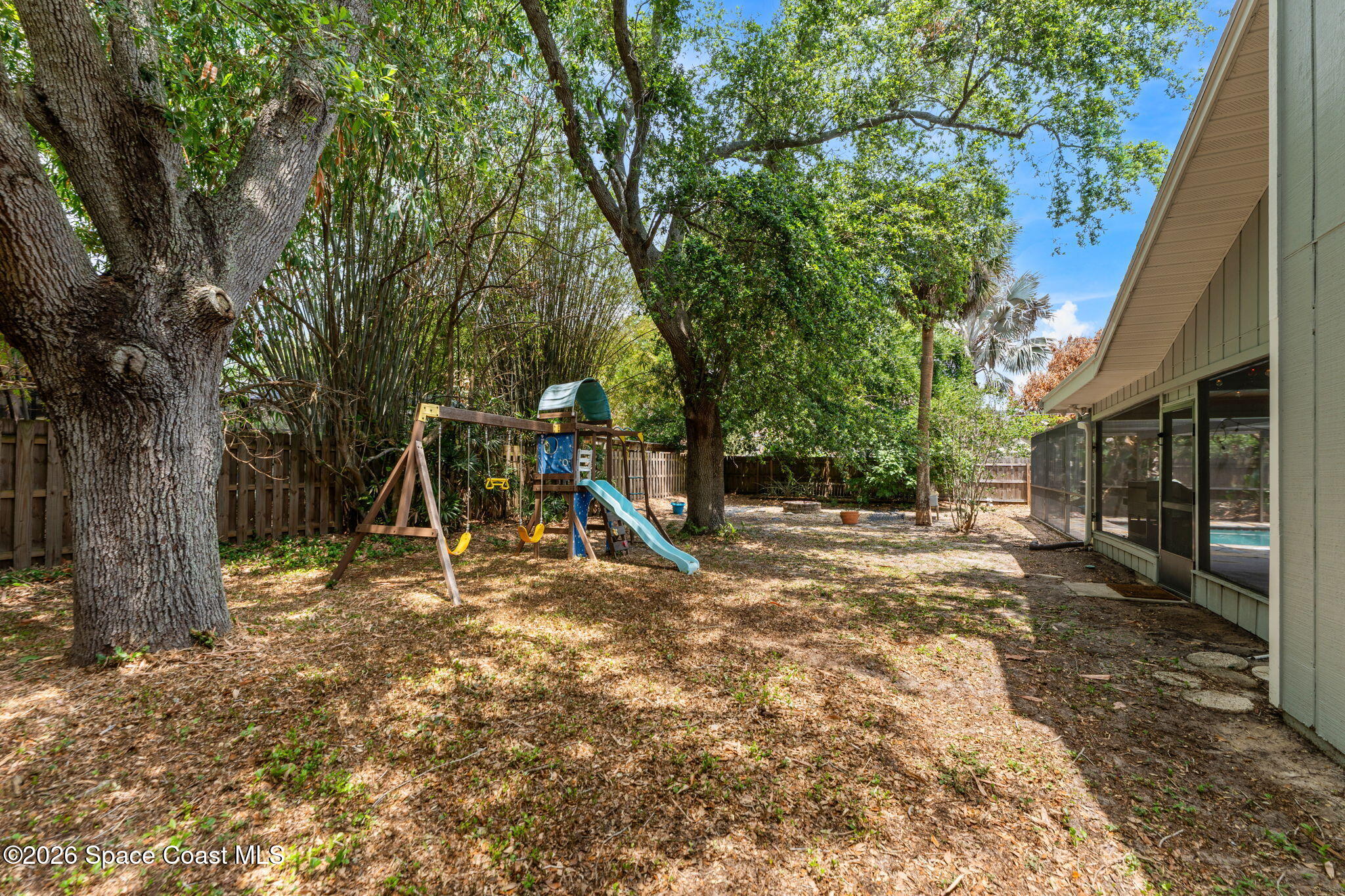 1140 Two Oaks Boulevard