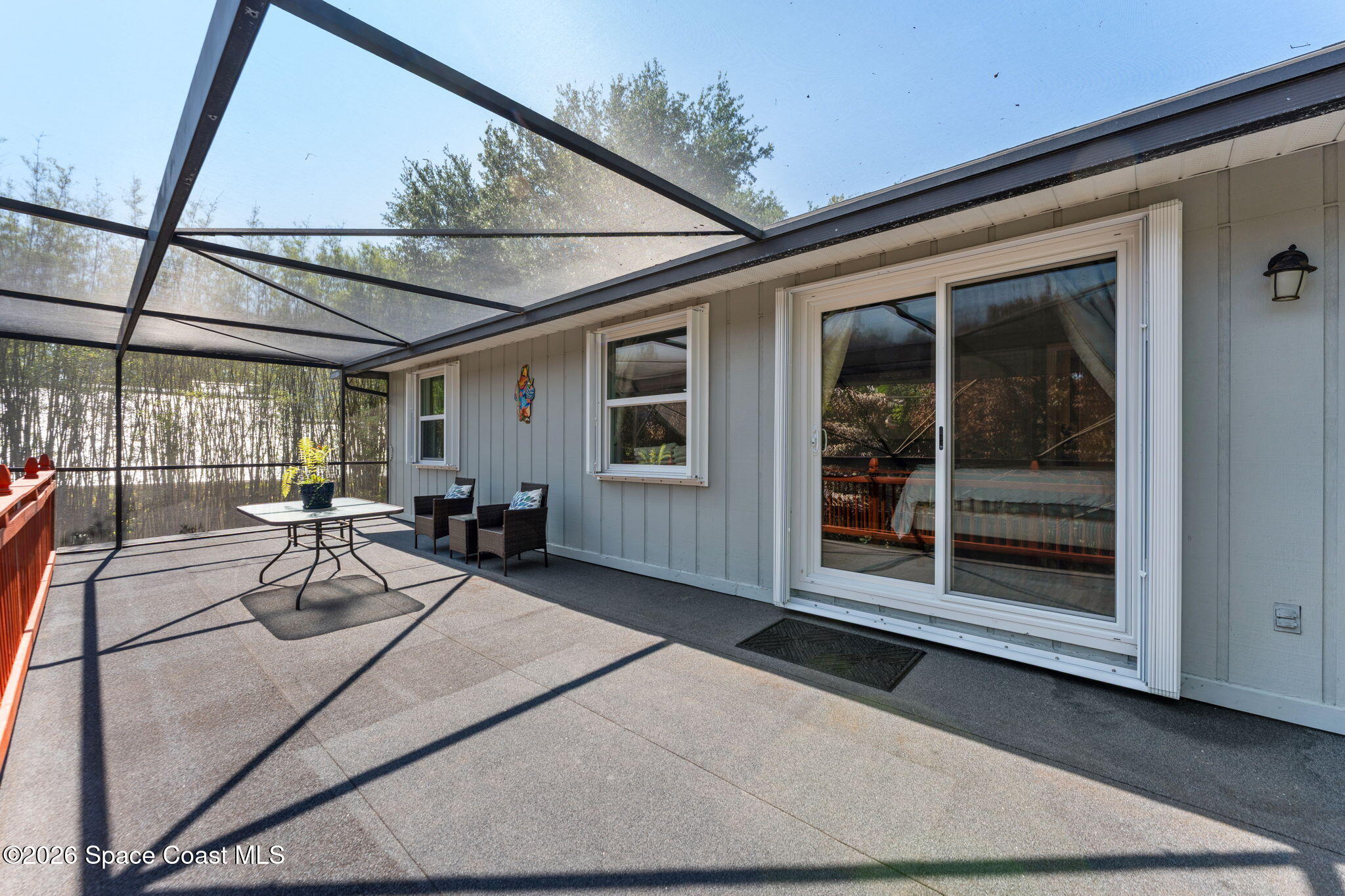 1140 Two Oaks Boulevard