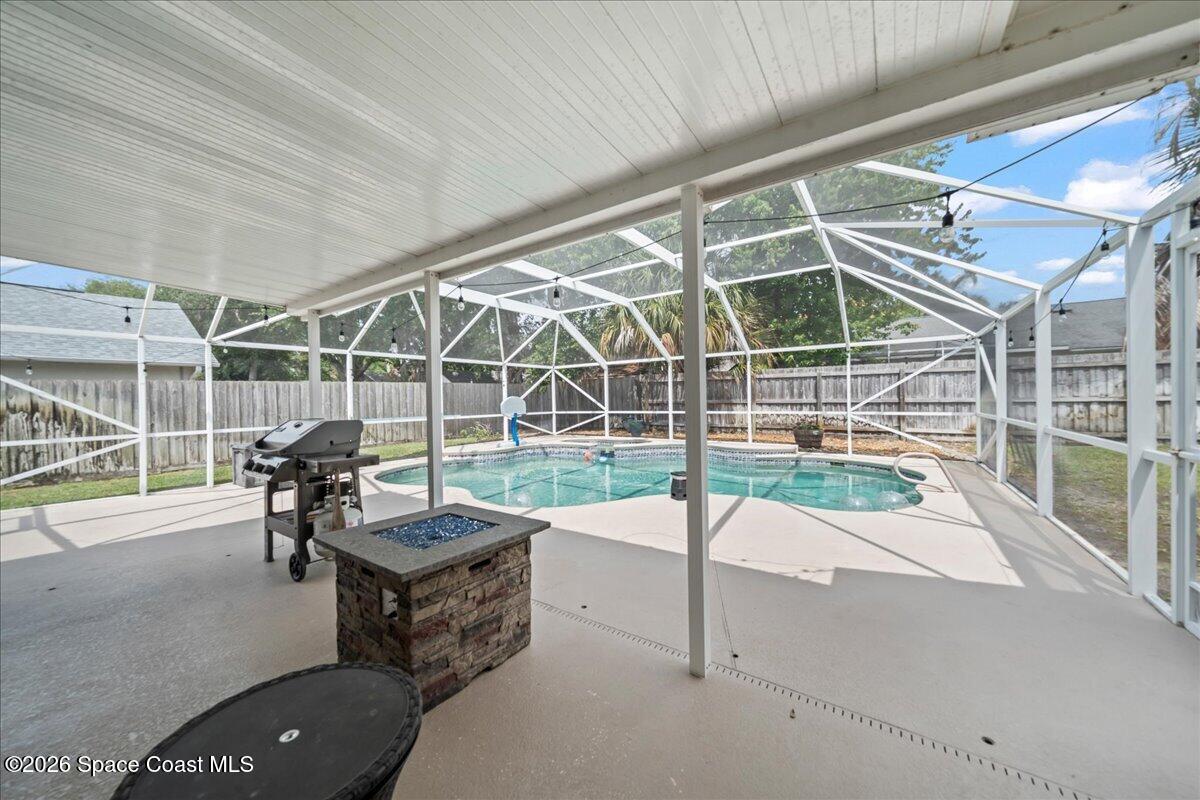 3320 Lakeview Circle