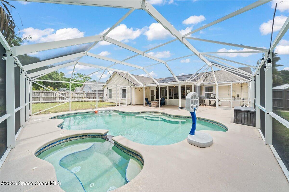 3320 Lakeview Circle