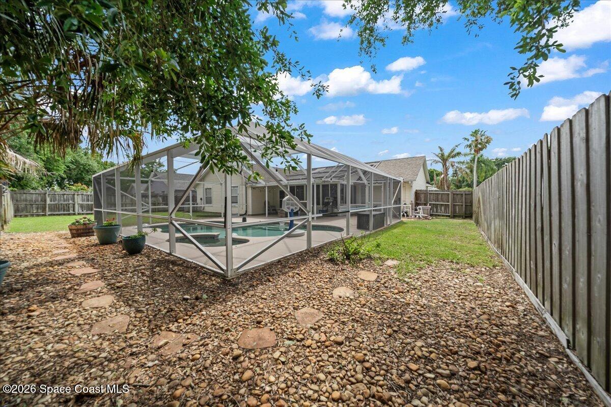 3320 Lakeview Circle