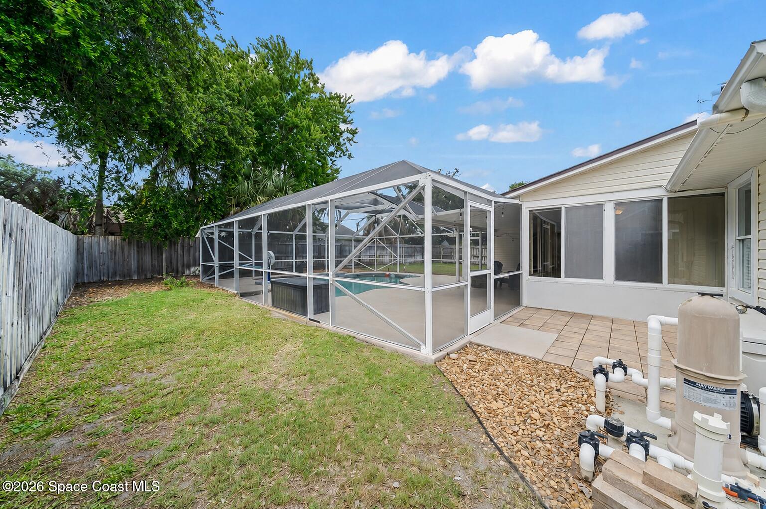 3320 Lakeview Circle